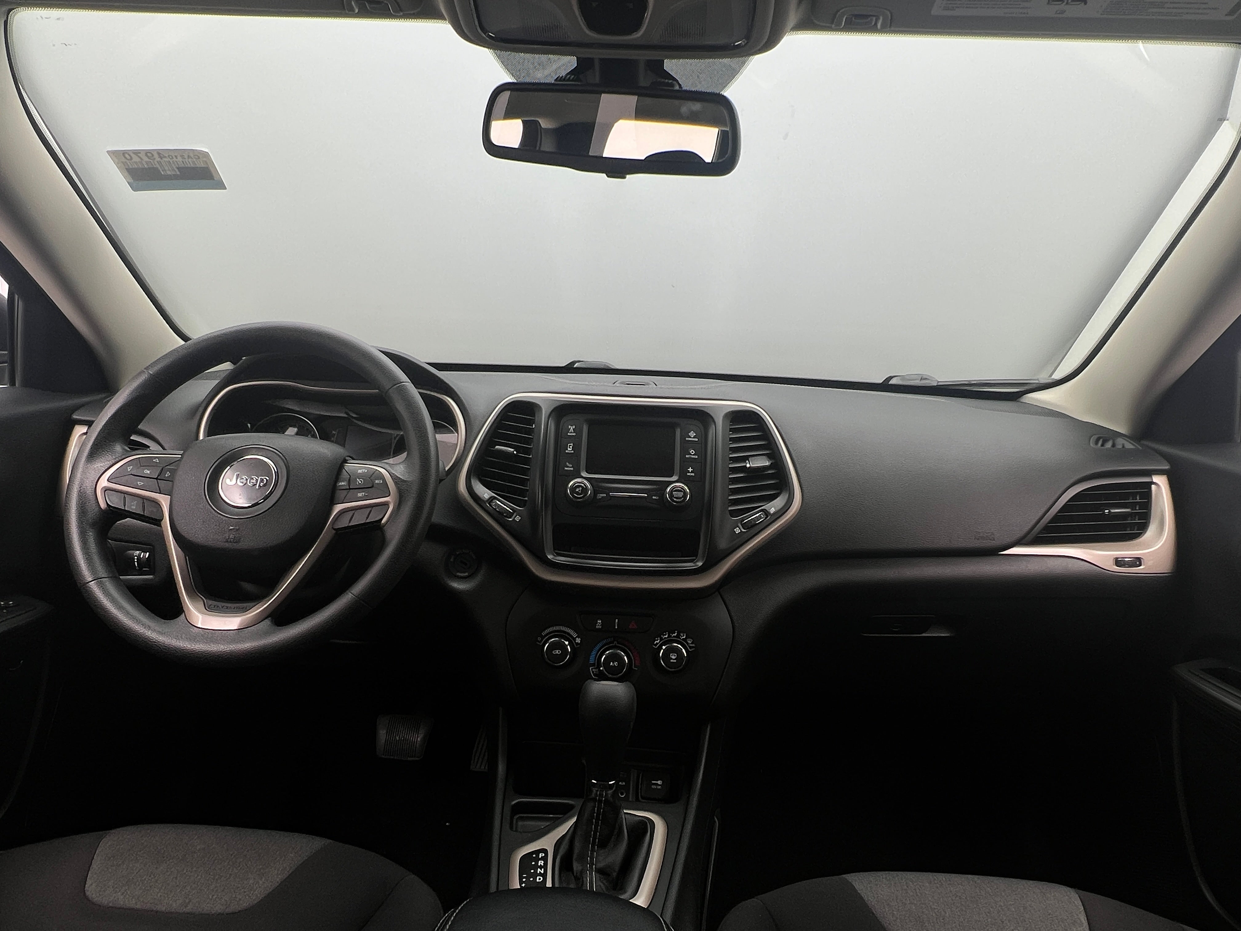 2016 Jeep Cherokee Sport 3