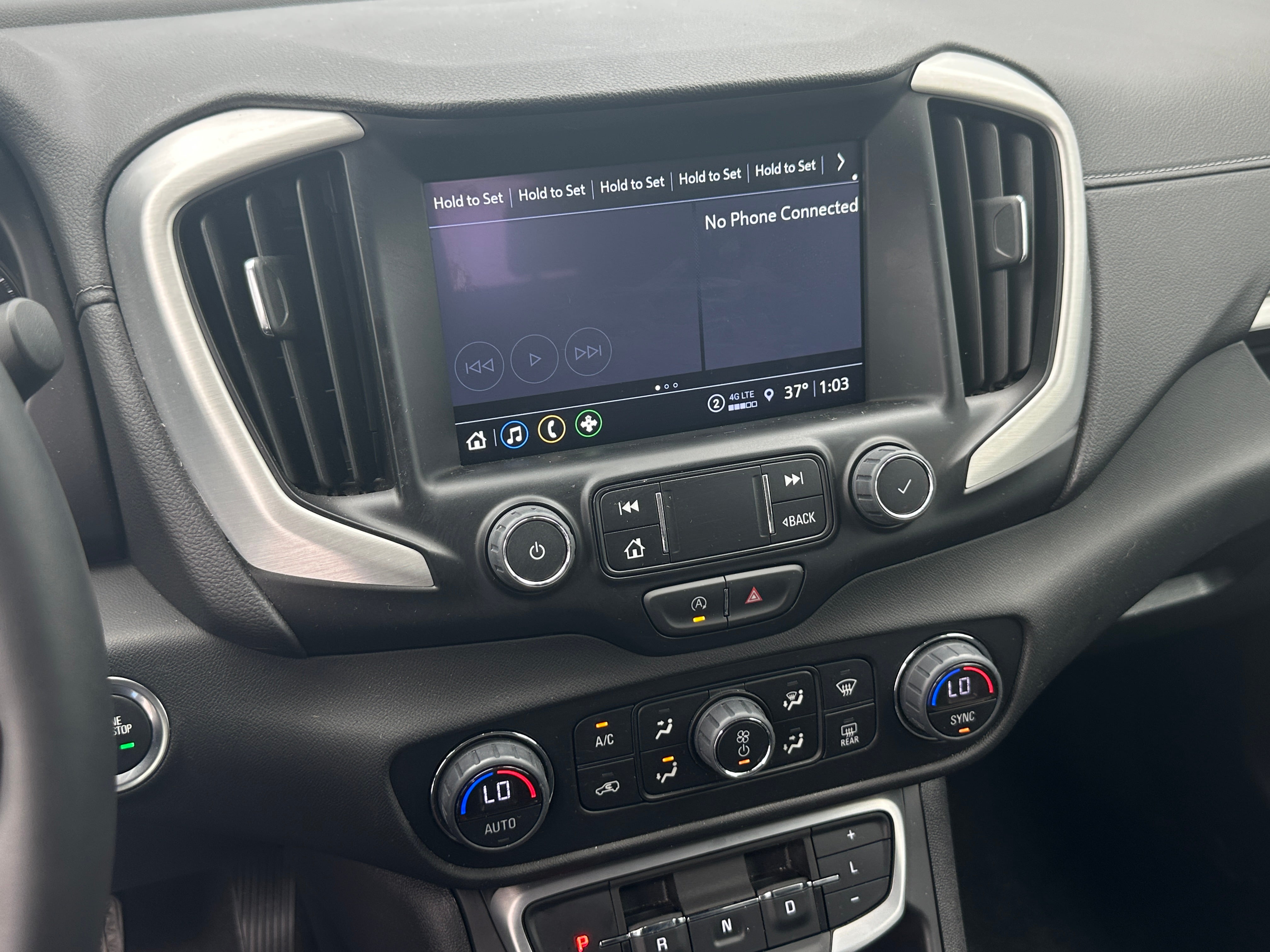 2024 GMC Terrain SLT 3