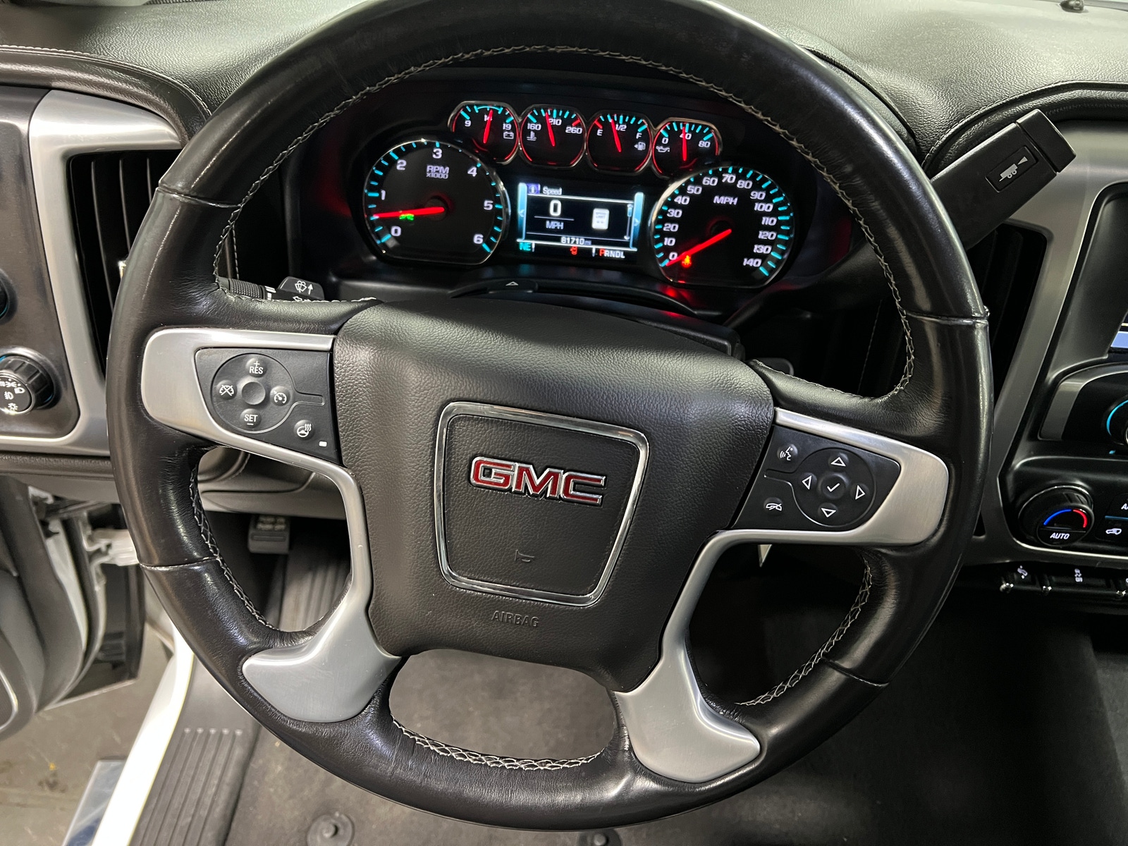 Thumbnail: 2018 GMC Sierra 1500 - 4