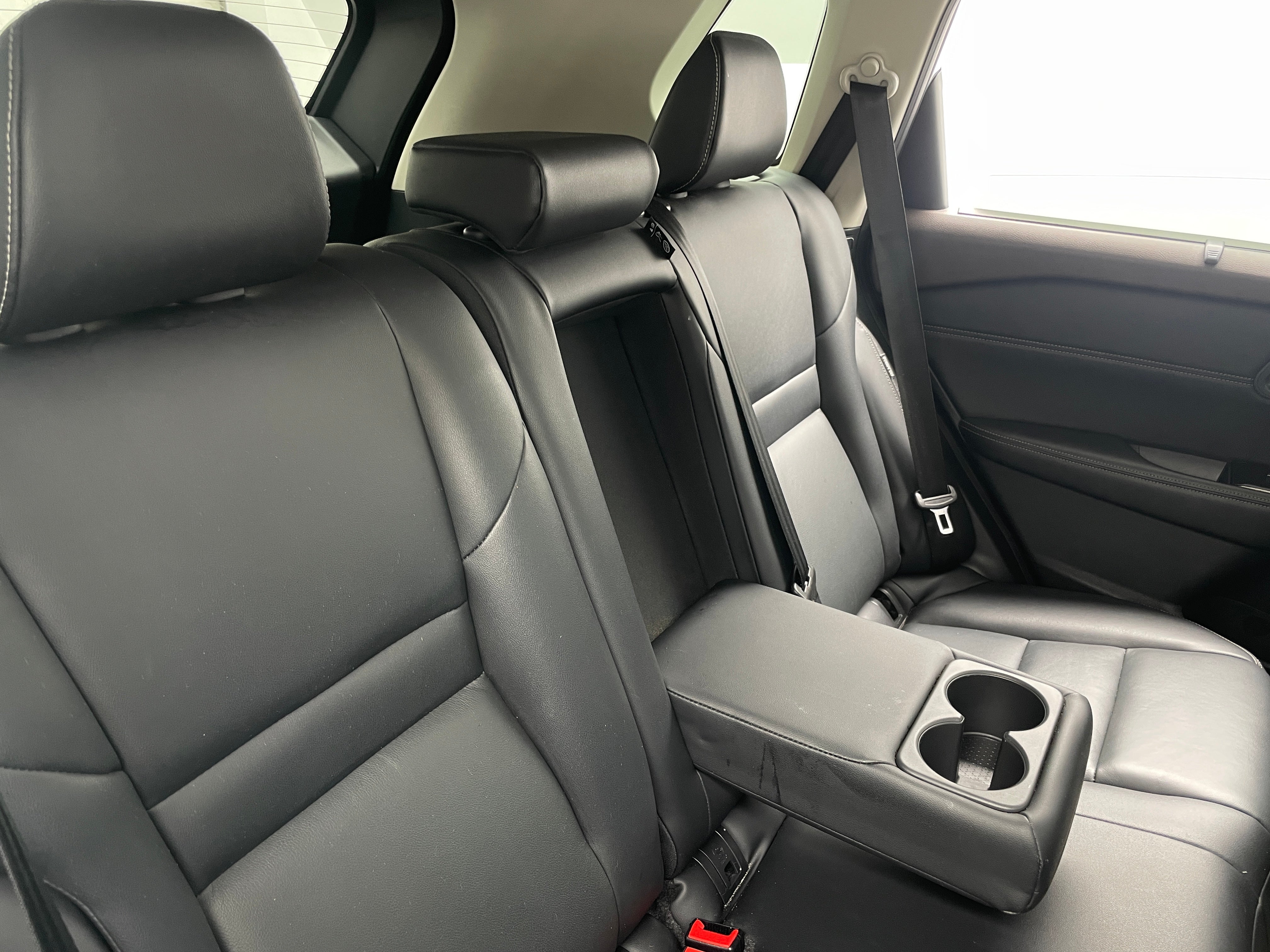 2023 Nissan Rogue SL 5