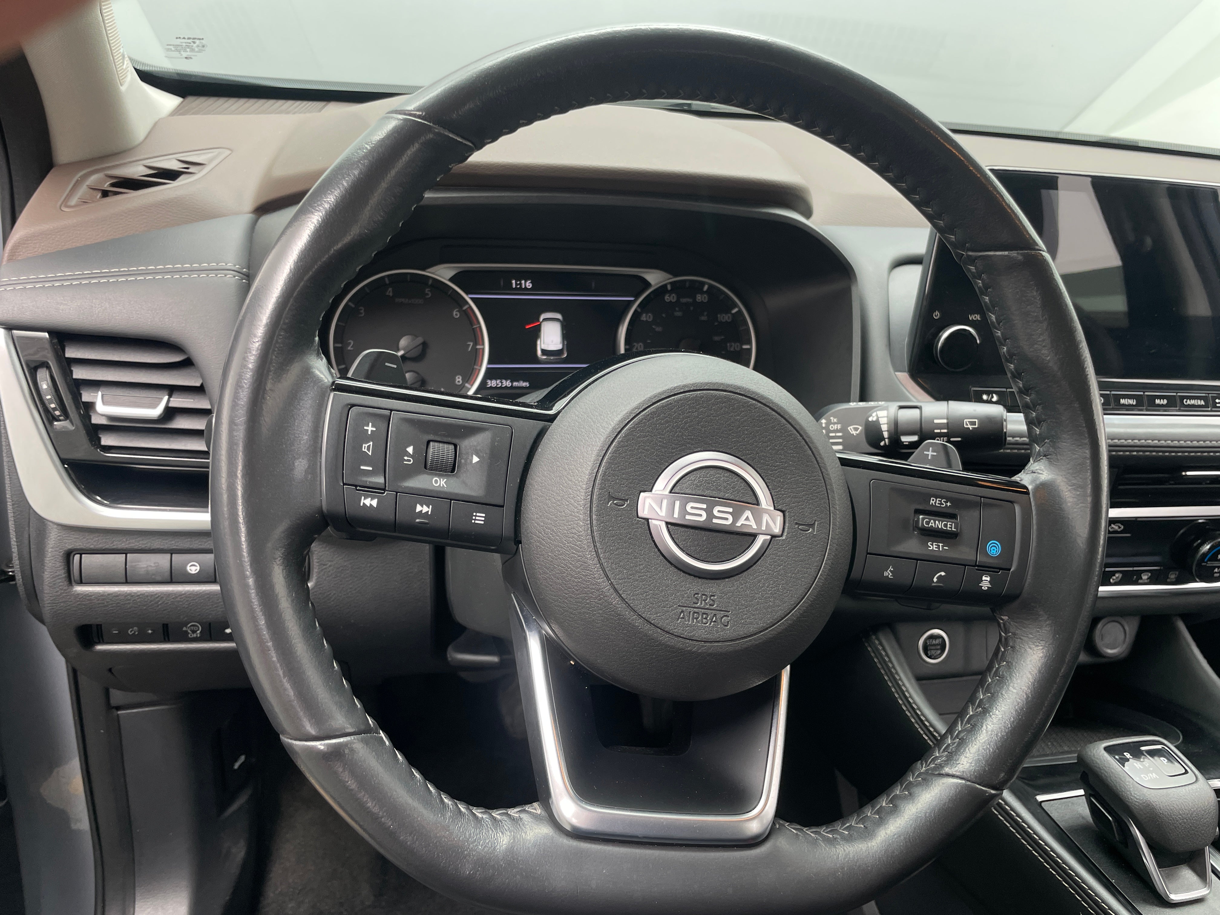 2023 Nissan Rogue SL 4