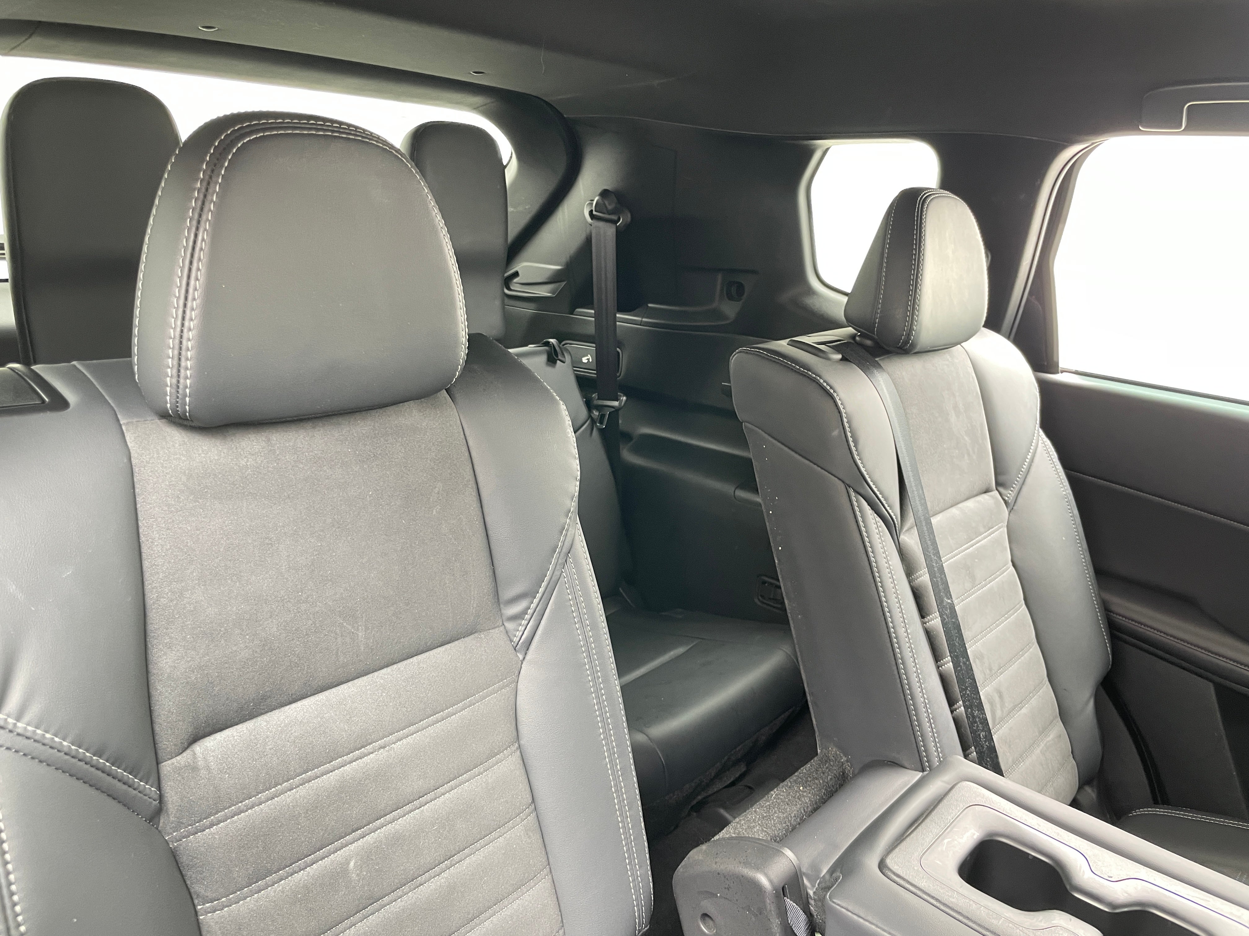 2023 Mitsubishi Outlander Black Edition 5