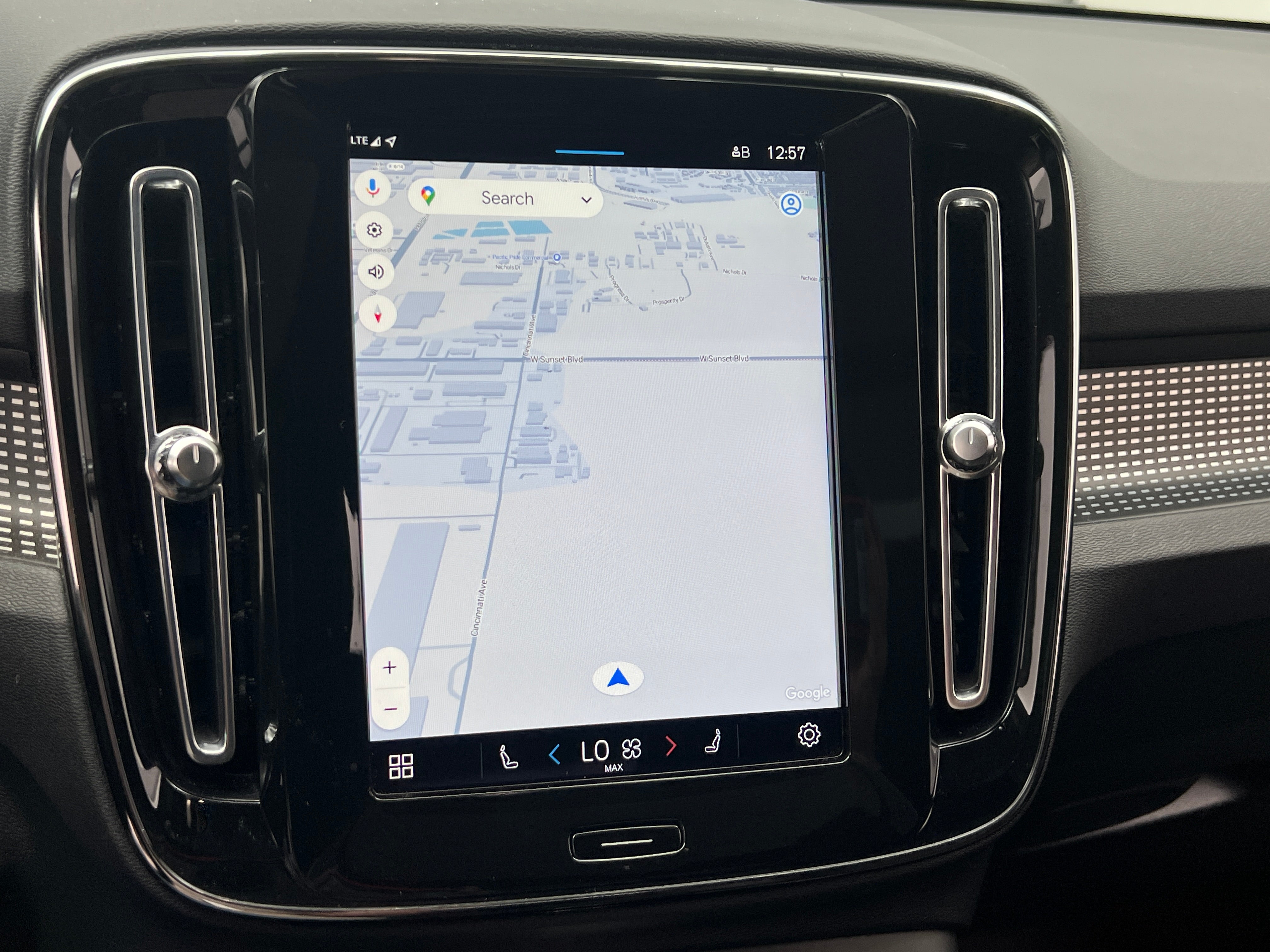 2021 Volvo XC40 Recharge Core 4