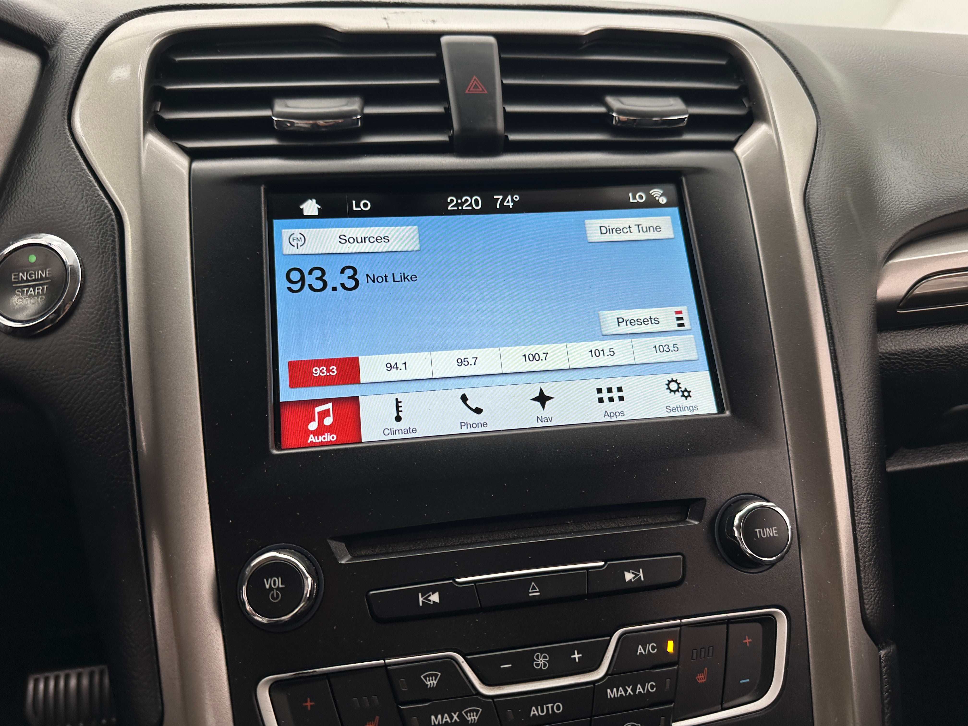 2017 Ford Fusion SE 4