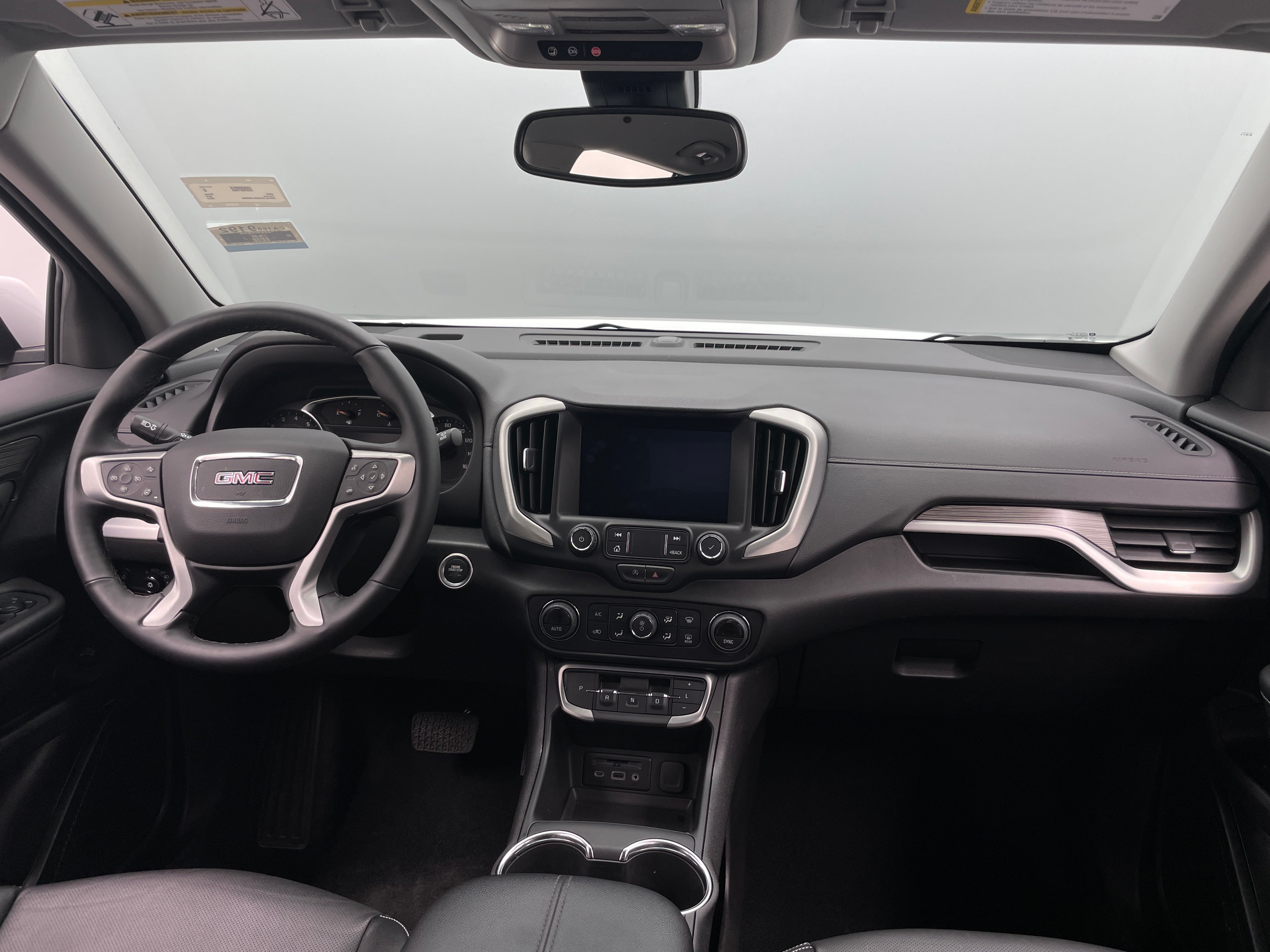 2024 GMC Terrain SLT 2