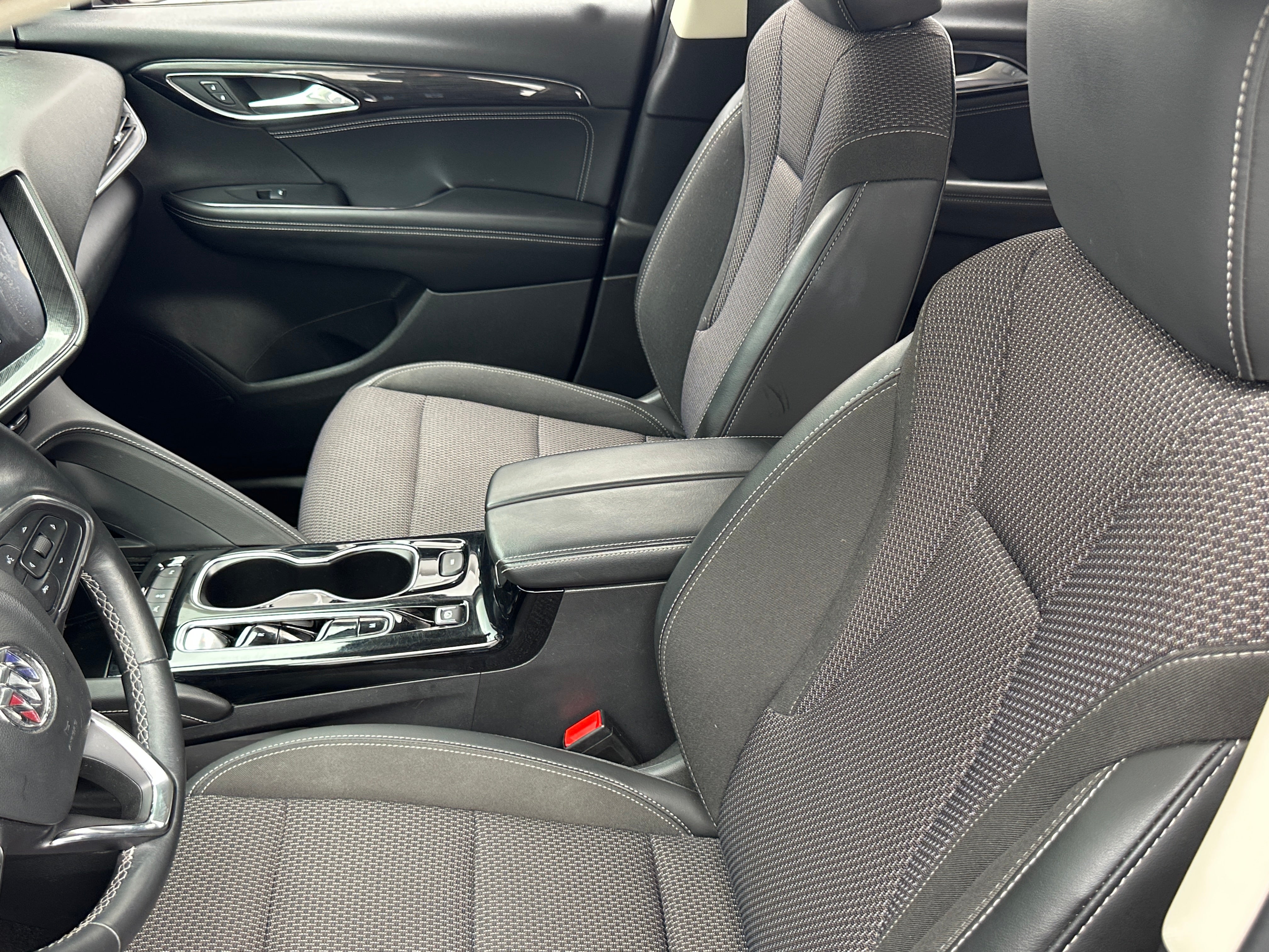 2023 Buick Envision Preferred 2