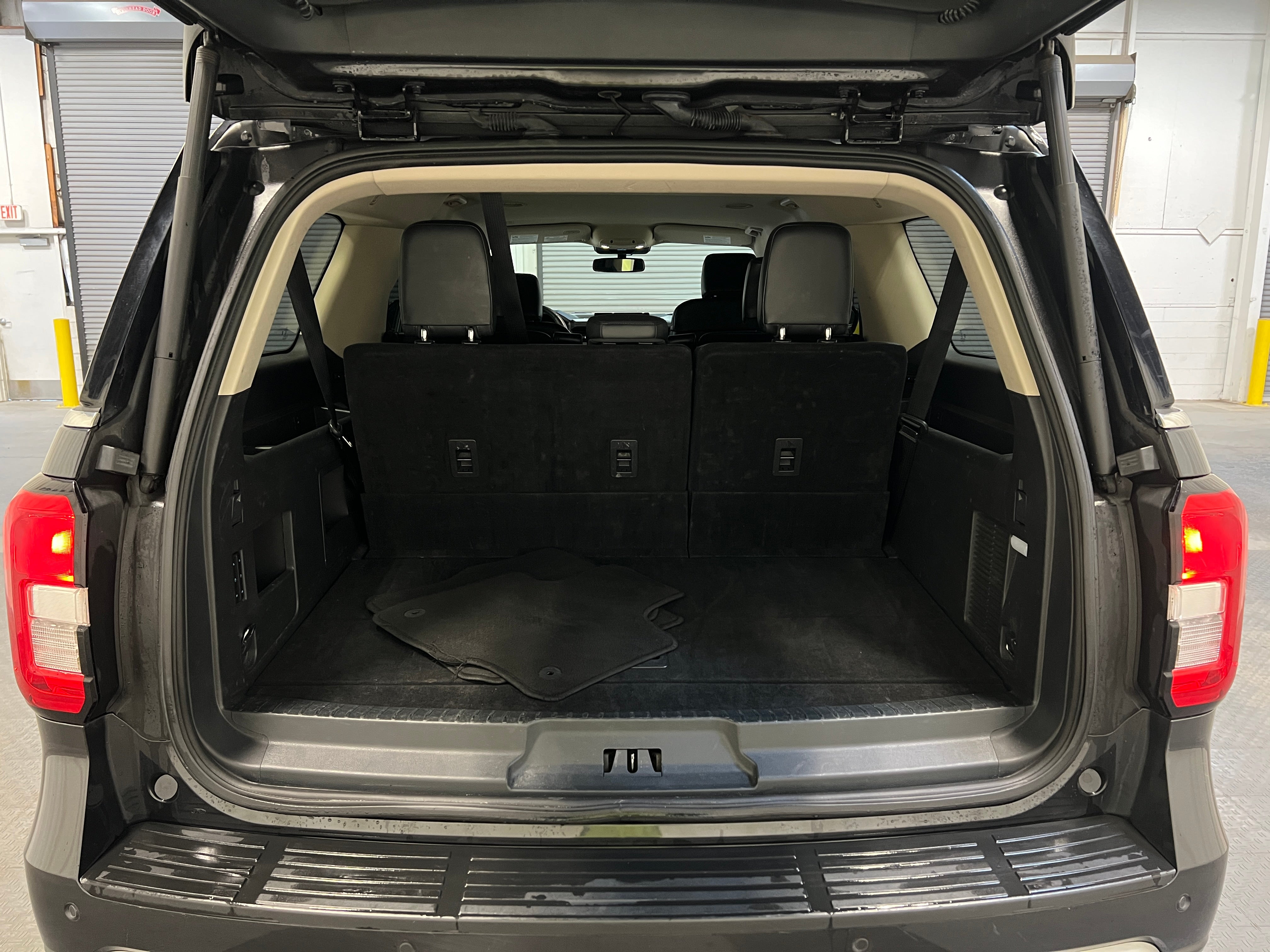 2023 Ford Expedition MAX XLT 7