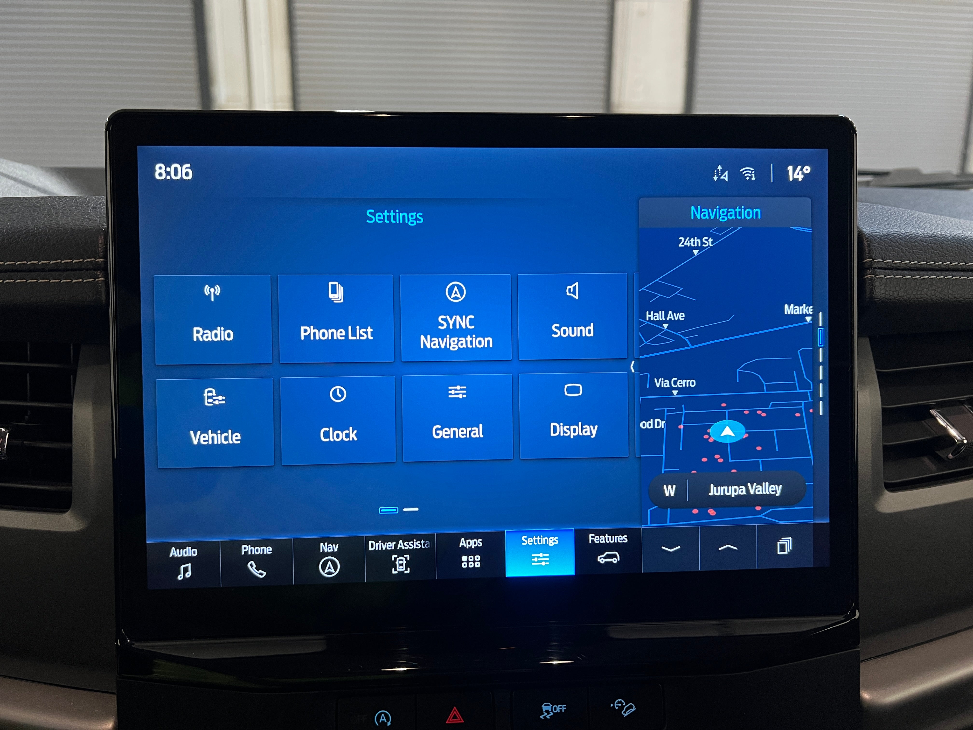 2023 Ford Expedition MAX XLT 4