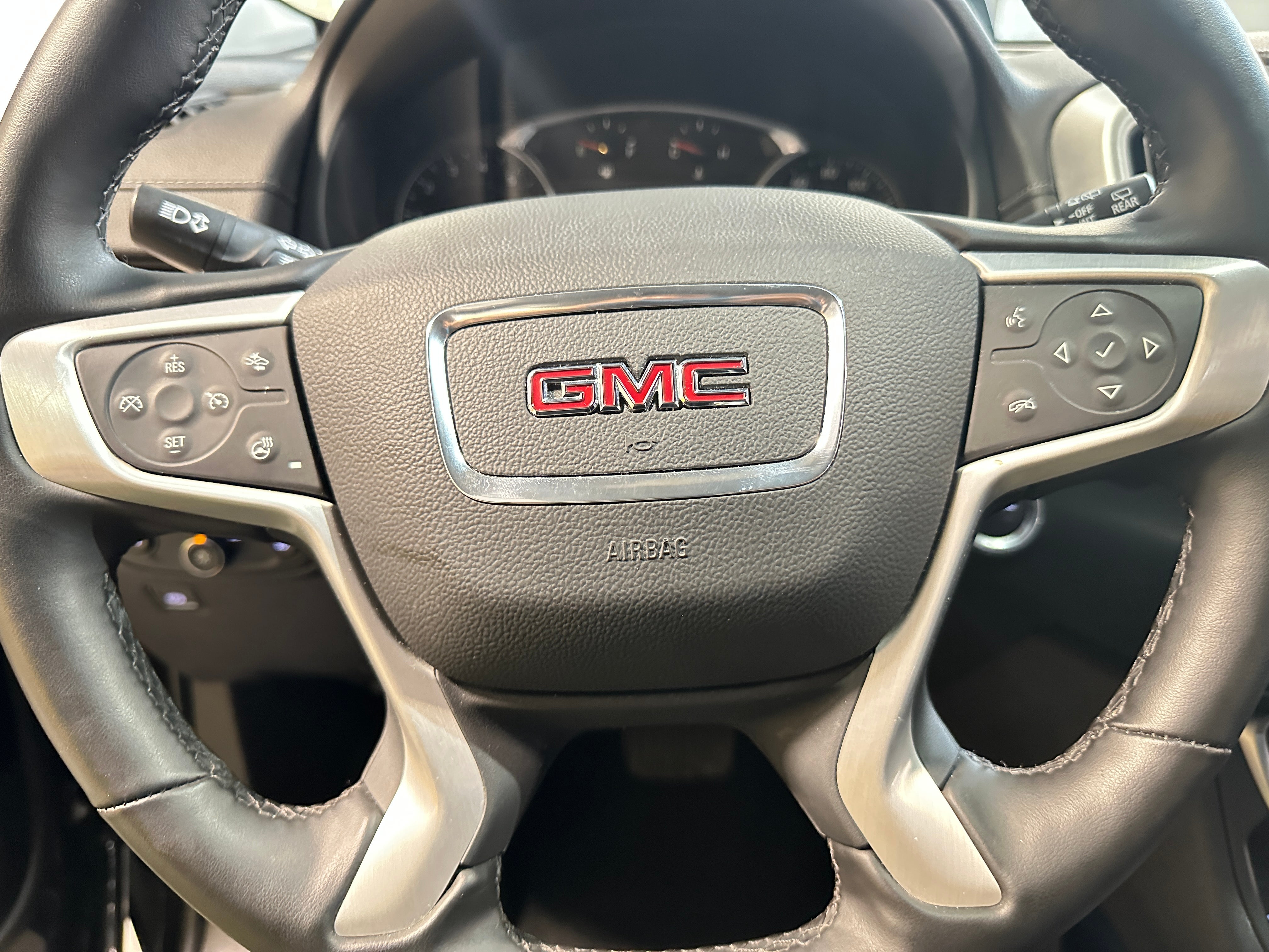 2024 GMC Terrain SLT 4