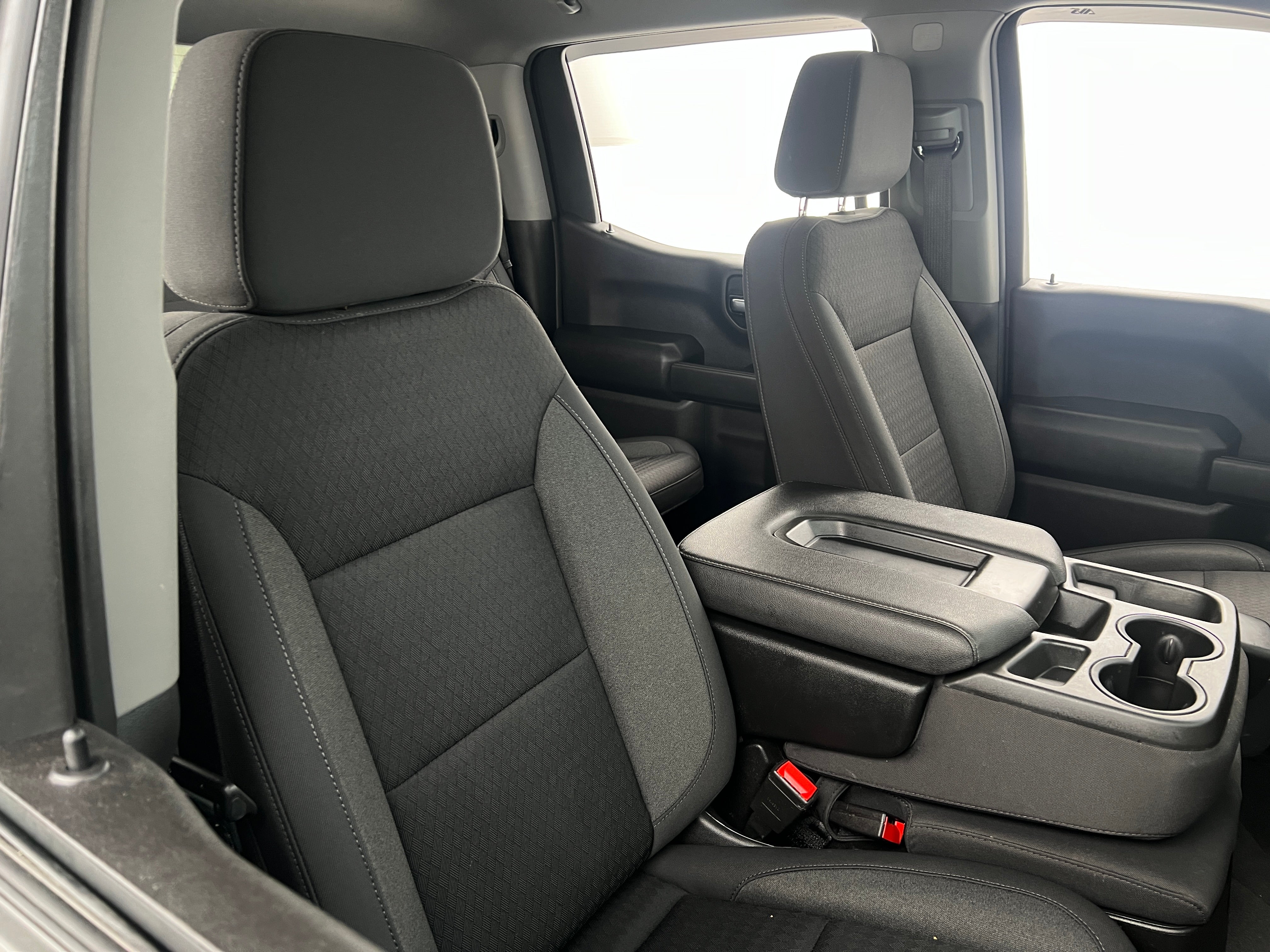 2023 Chevrolet Silverado 1500 Custom 2