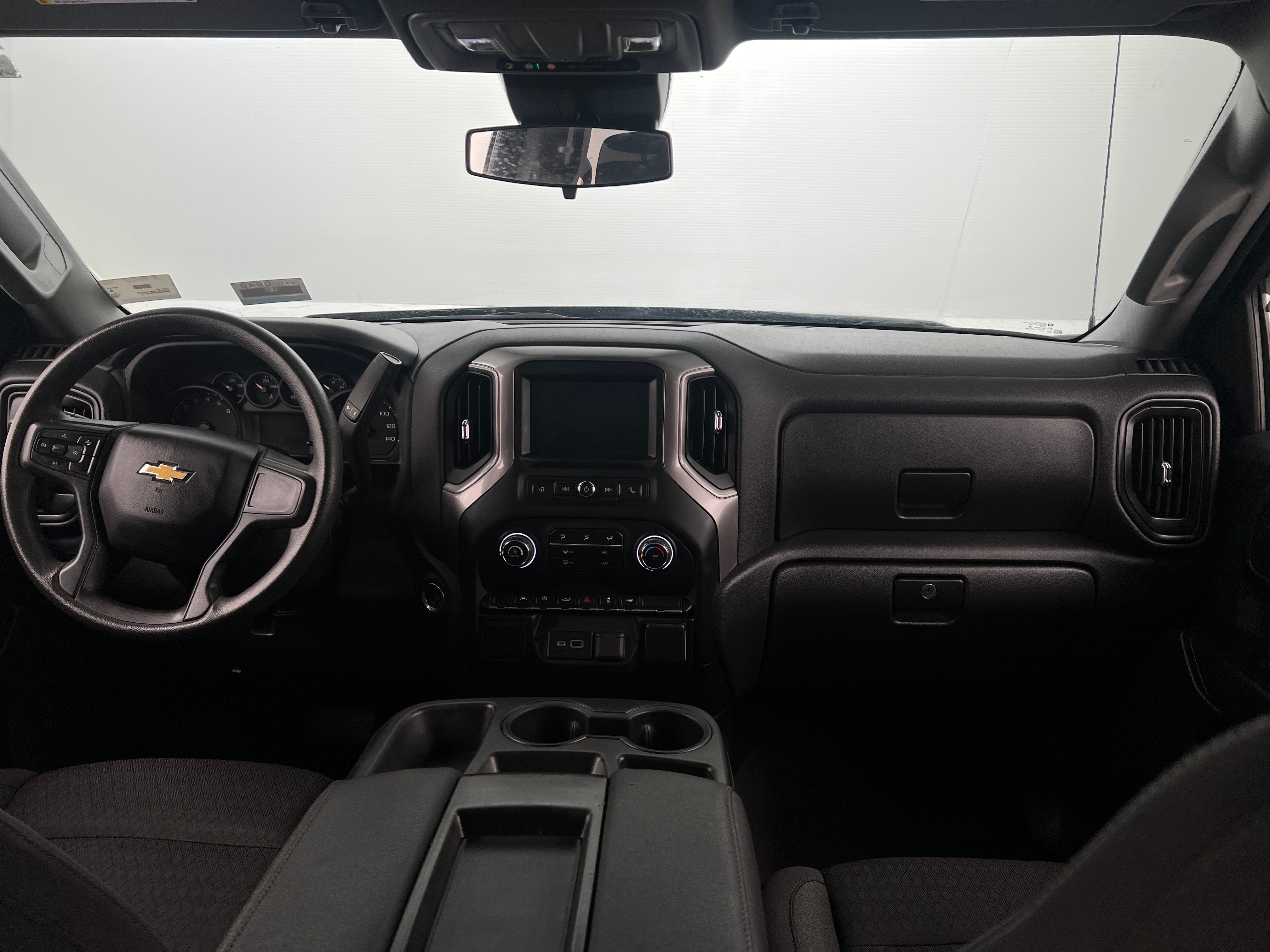 2023 Chevrolet Silverado 1500 Custom 3