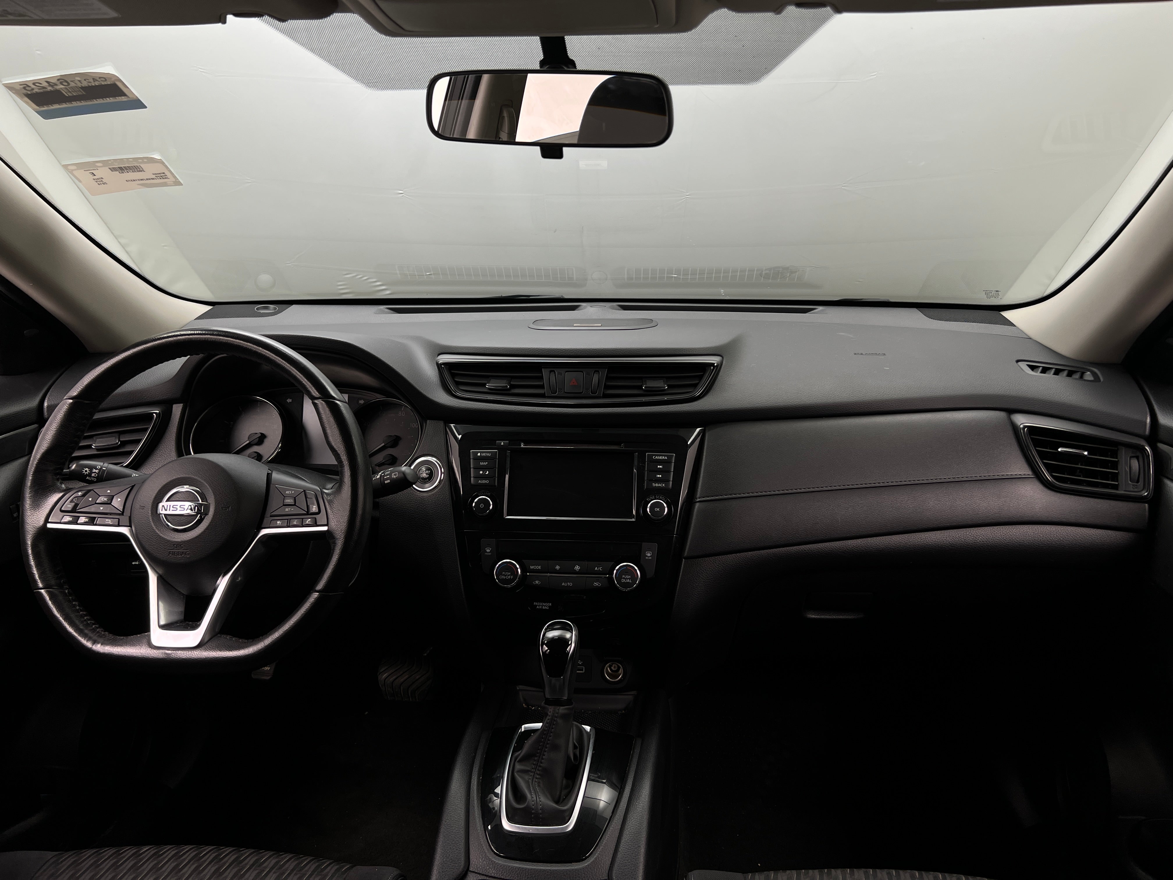 2018 Nissan Rogue SV 3