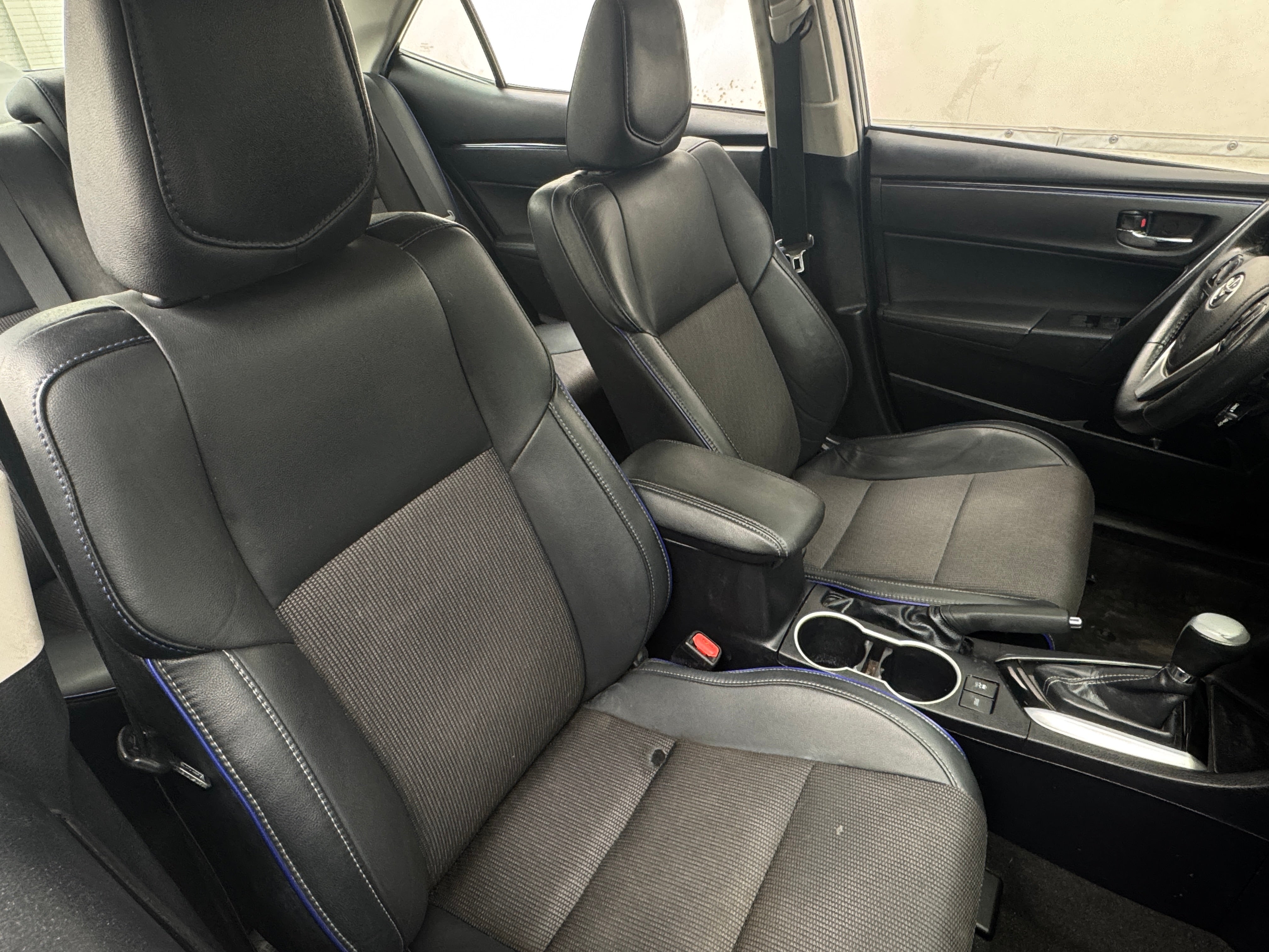2019 Toyota Corolla SE 2