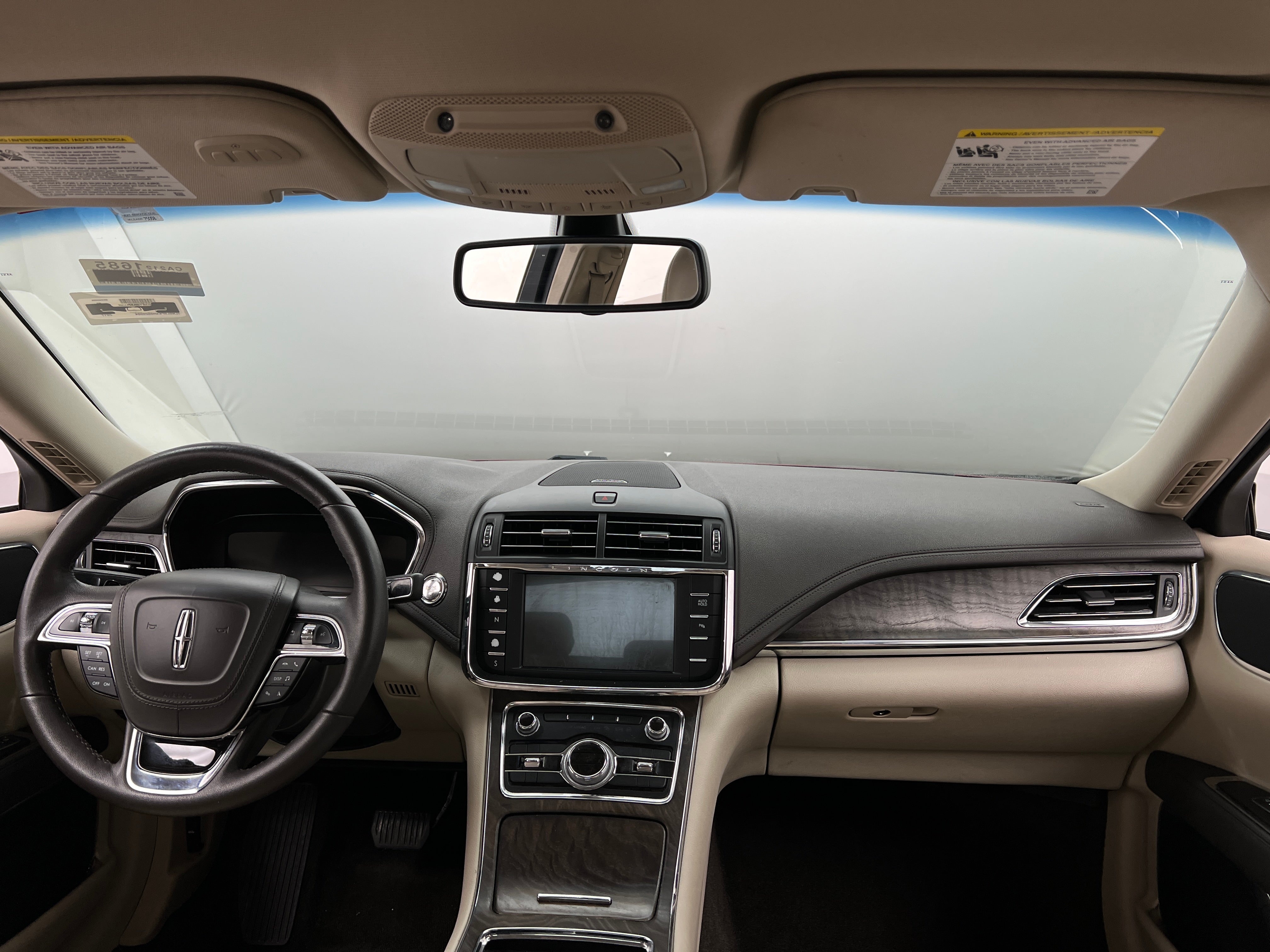 2017 Lincoln Continental Premiere 2