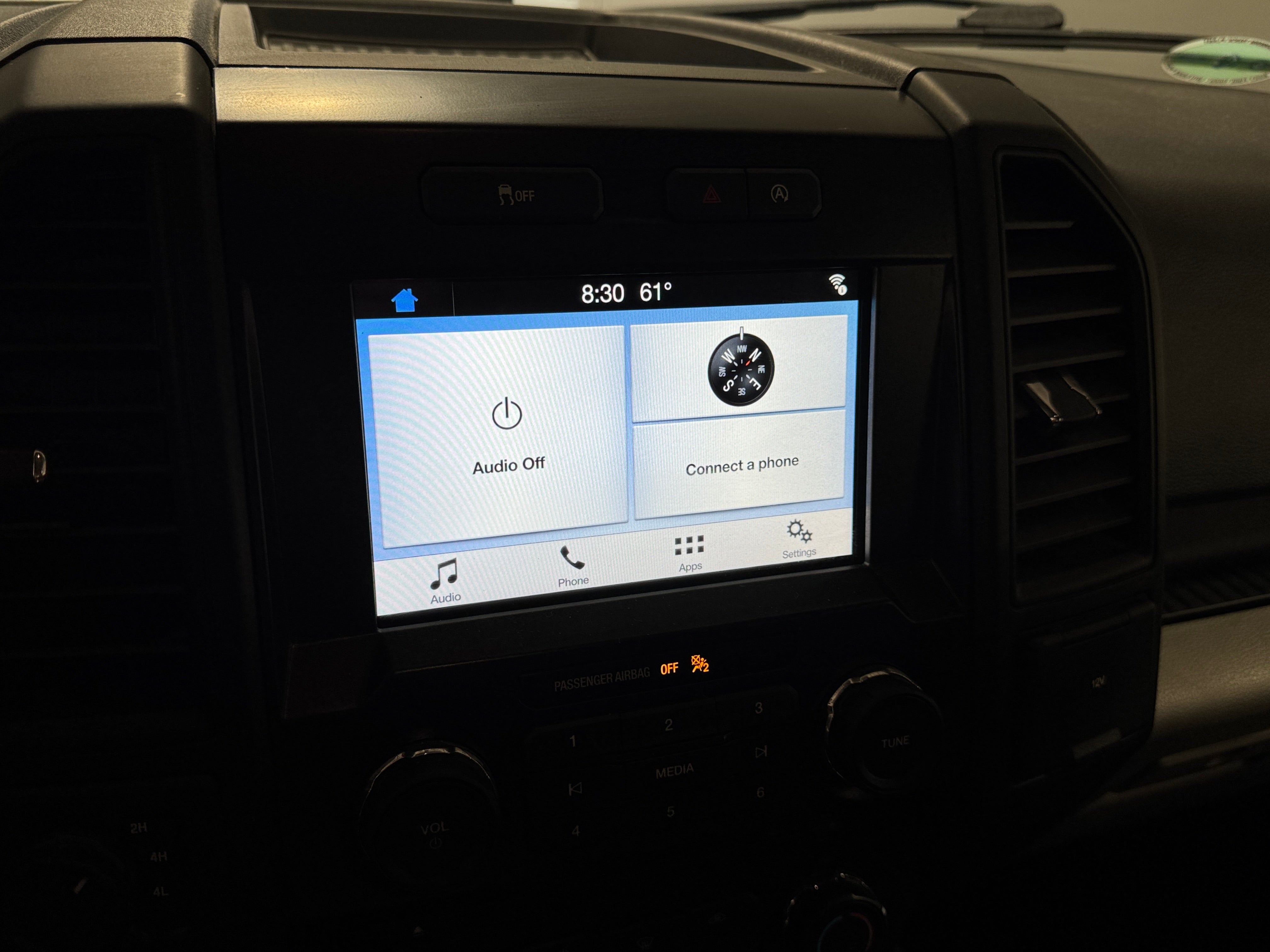 2018 Ford Econoline E-150 4