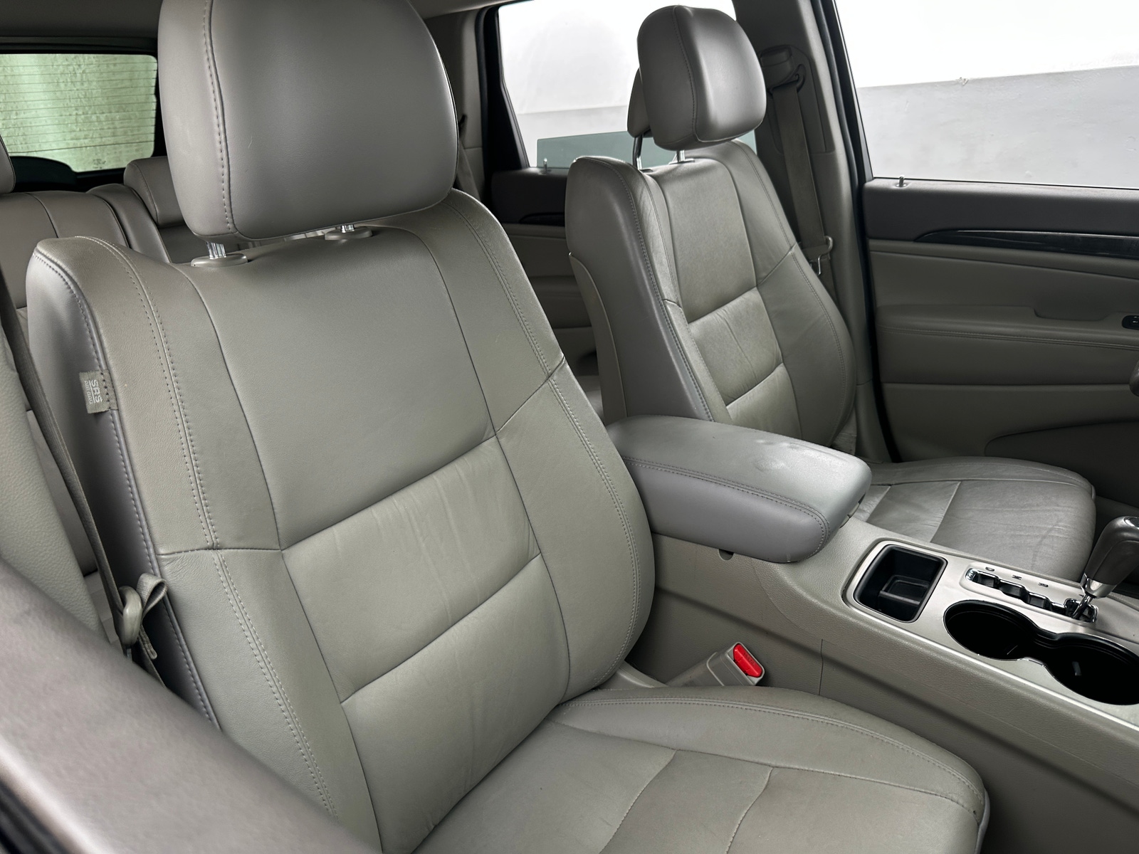 Thumbnail: 2012 Jeep Grand Cherokee - 2