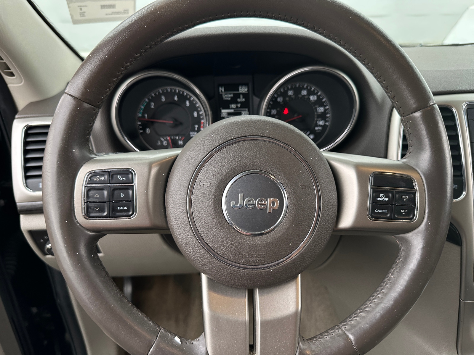 Thumbnail: 2012 Jeep Grand Cherokee - 5