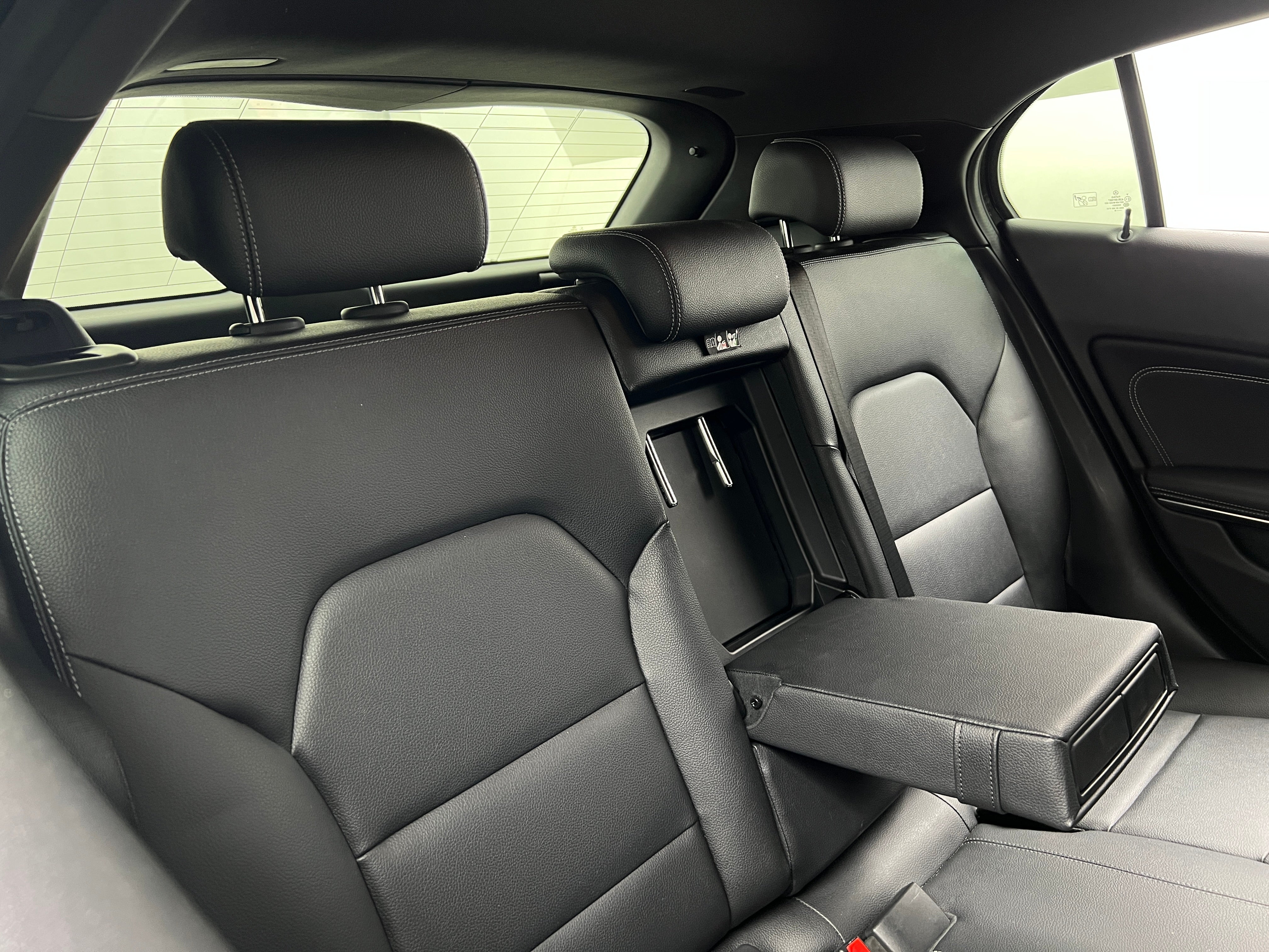 2020 Mercedes-Benz GLA 250 4MATIC 5