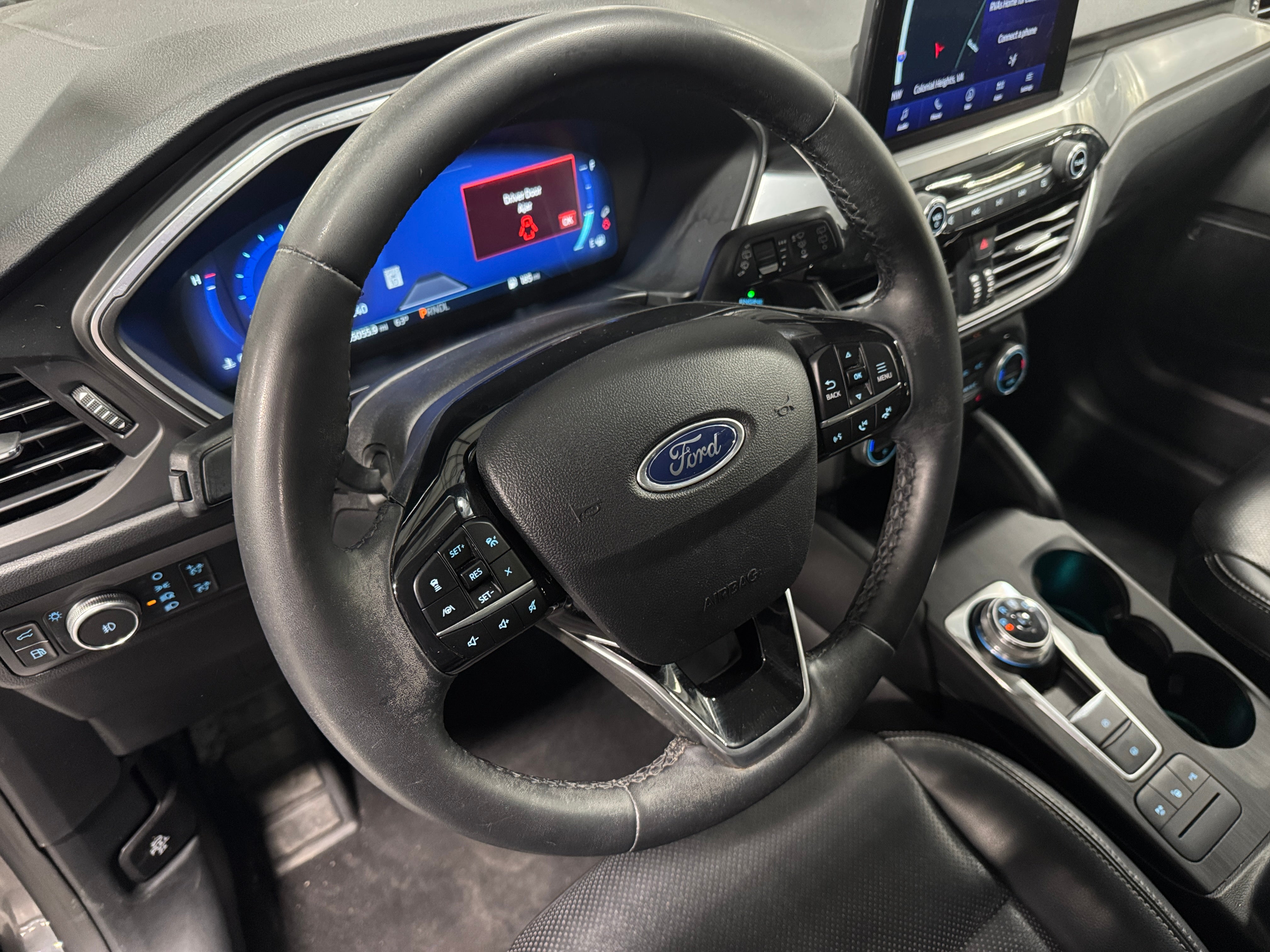 2021 Ford Escape Titanium Hybrid 4