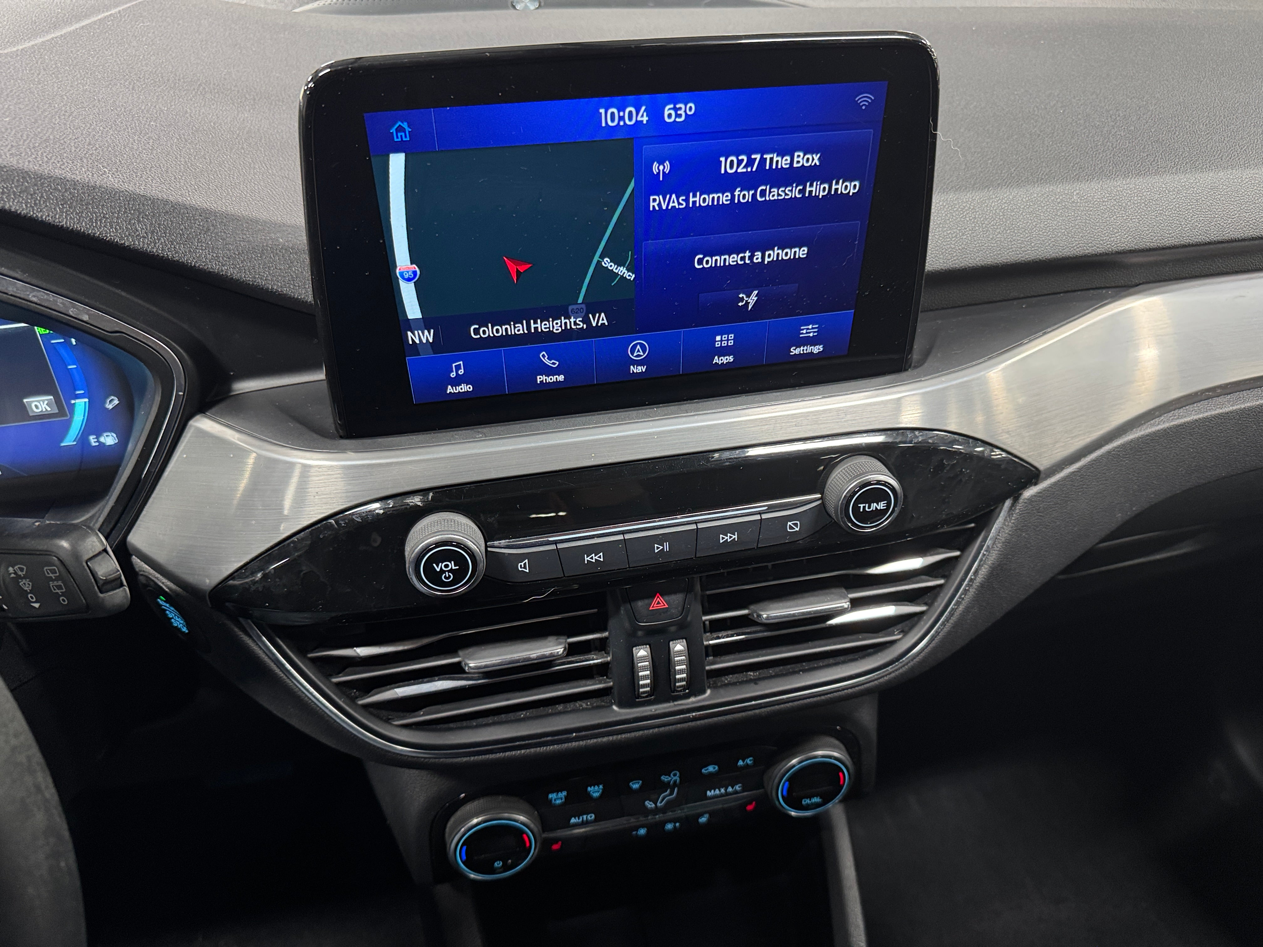 2021 Ford Escape Titanium Hybrid 3