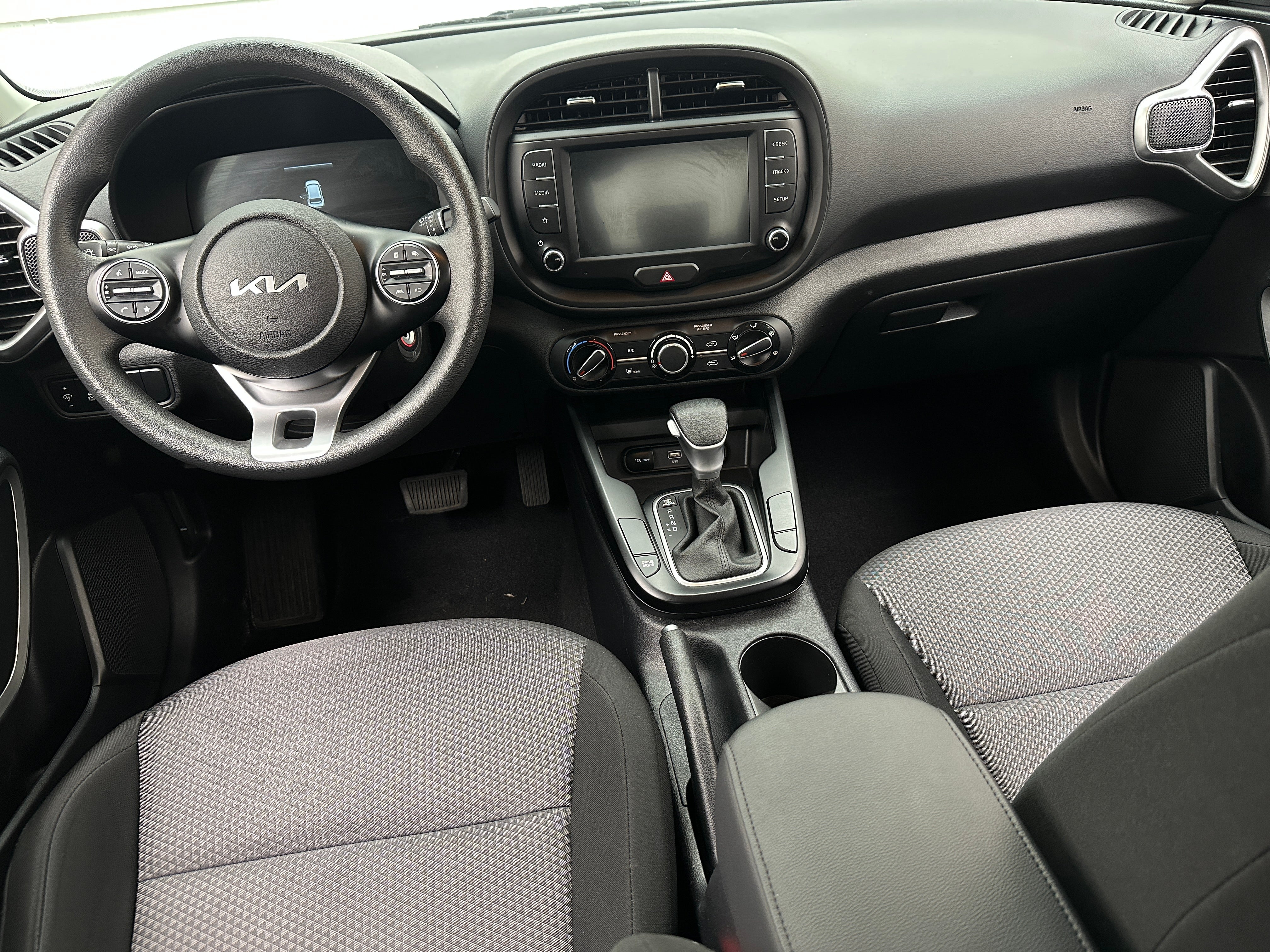 2024 Kia Soul LX 3