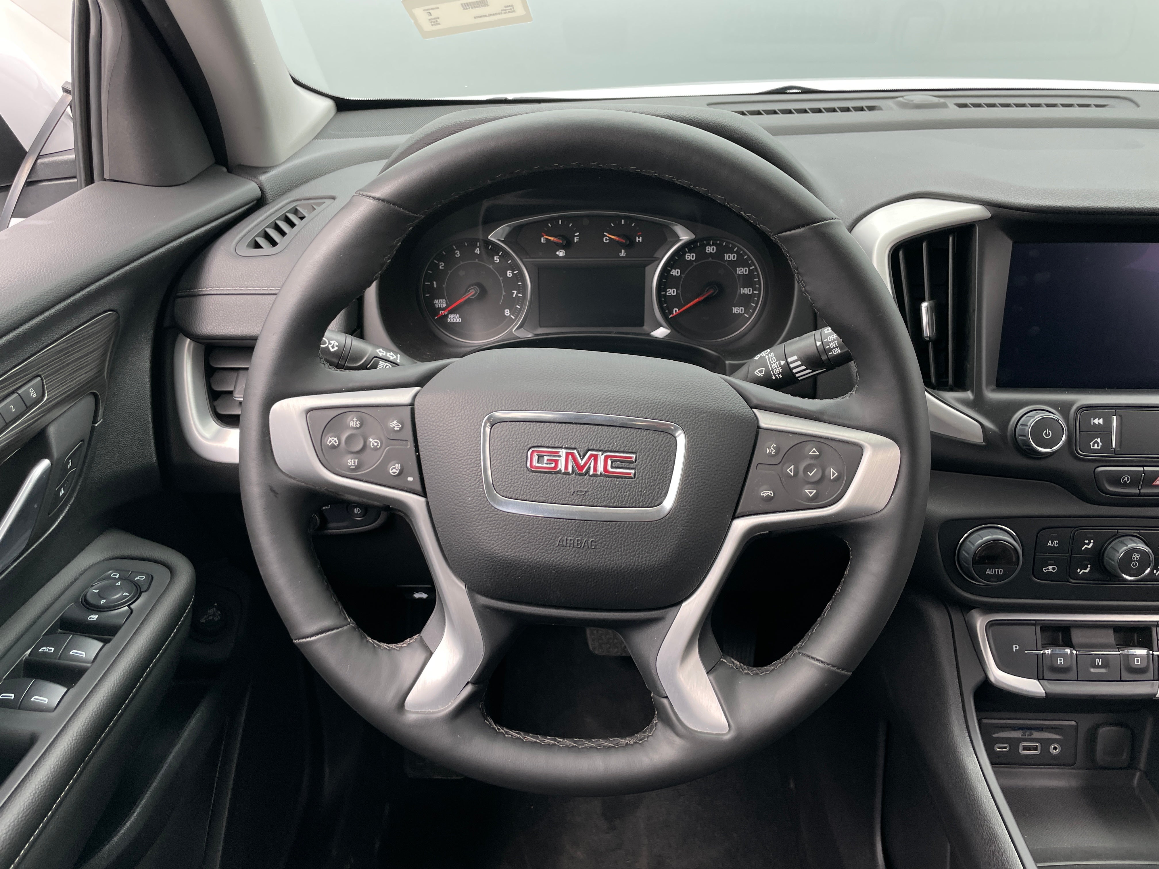 2024 GMC Terrain SLT 4