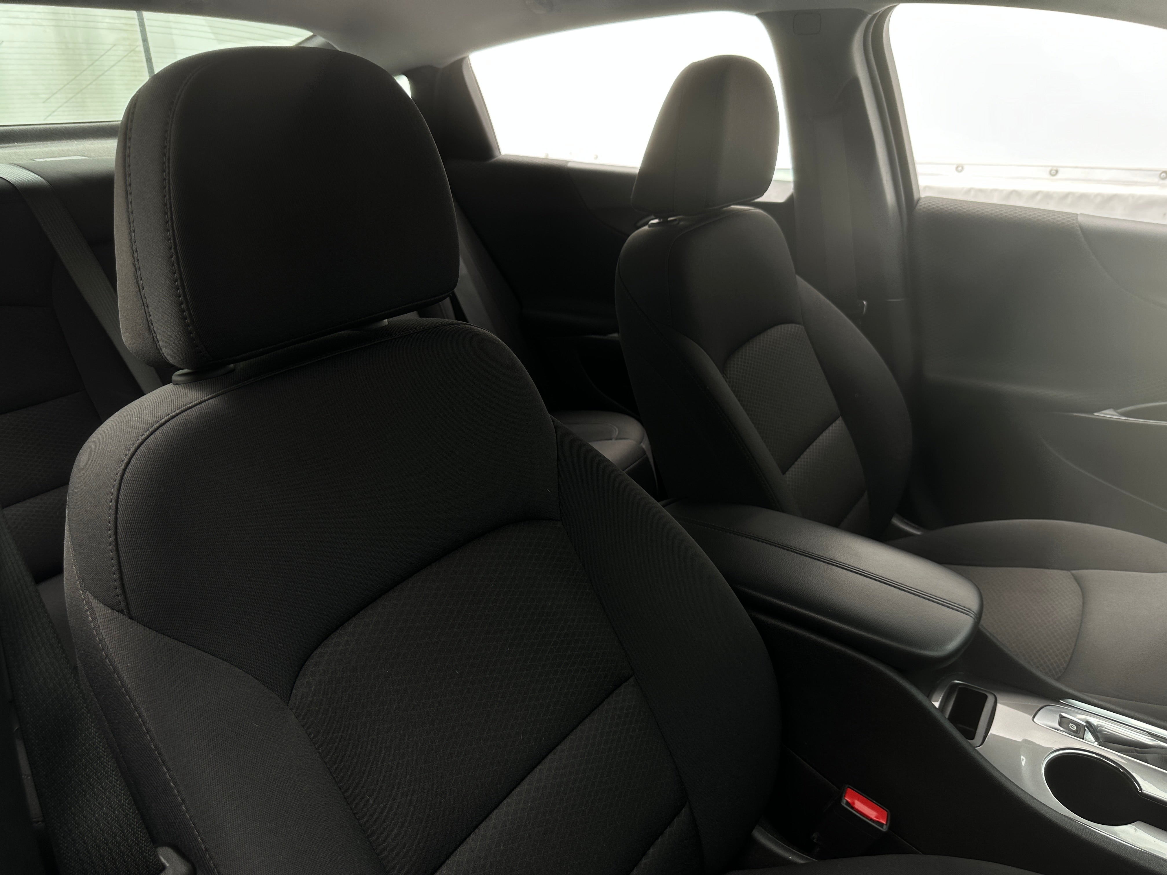 2023 Chevrolet Malibu LT 2