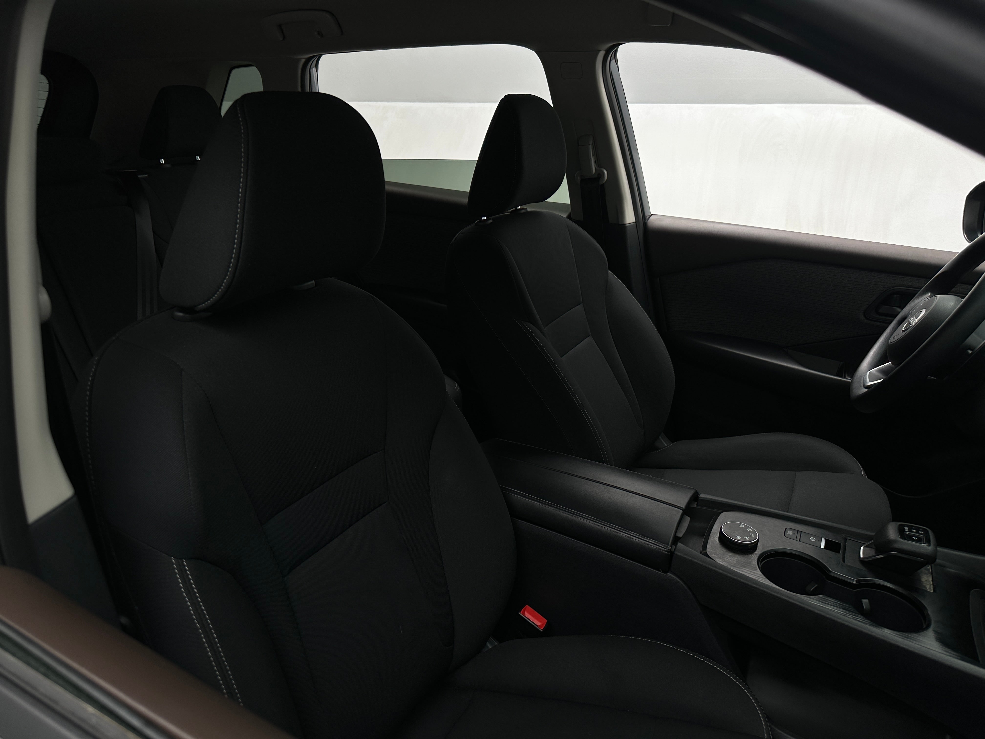 2023 Nissan Rogue S 2