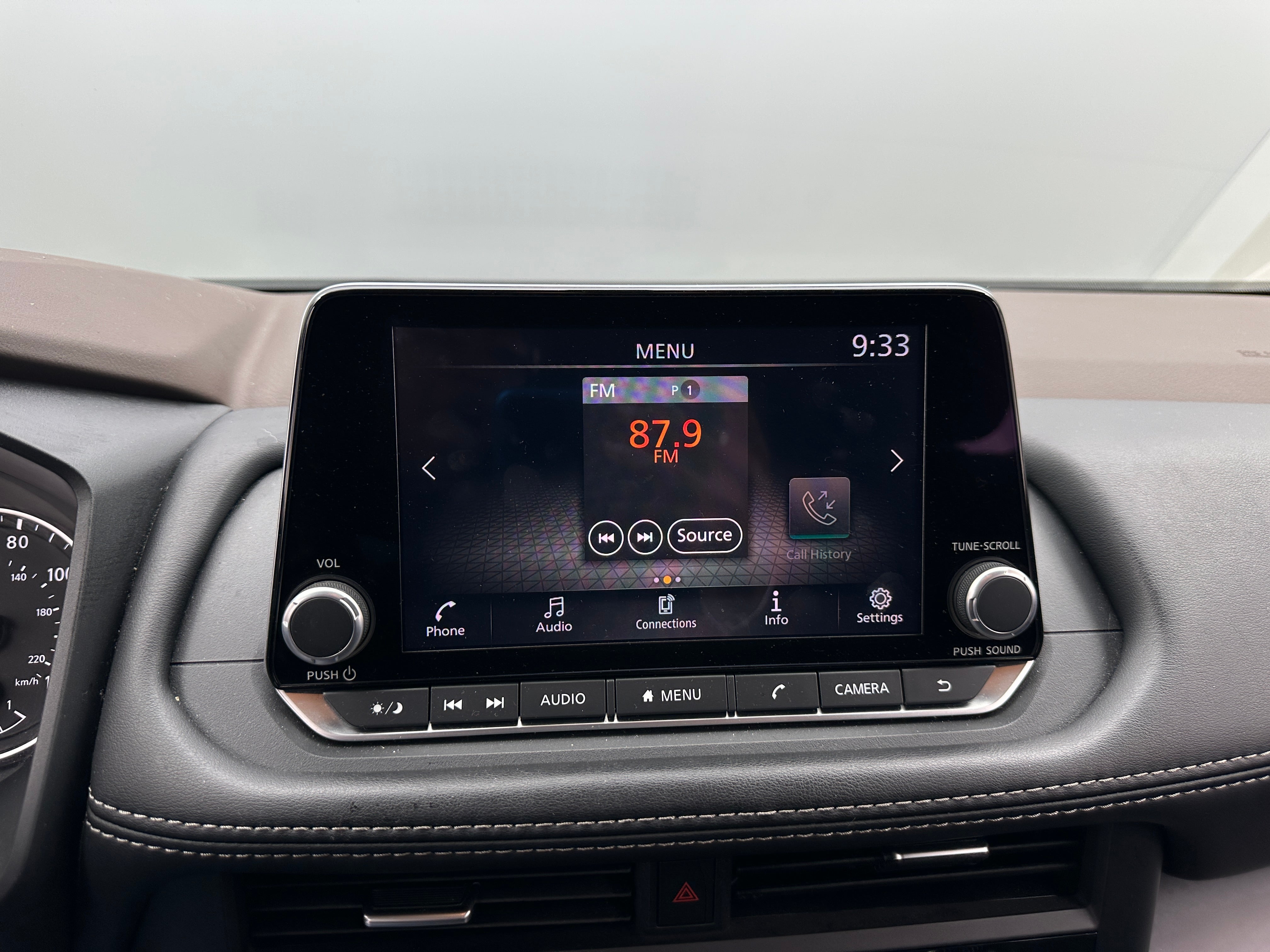 2023 Nissan Rogue S 4