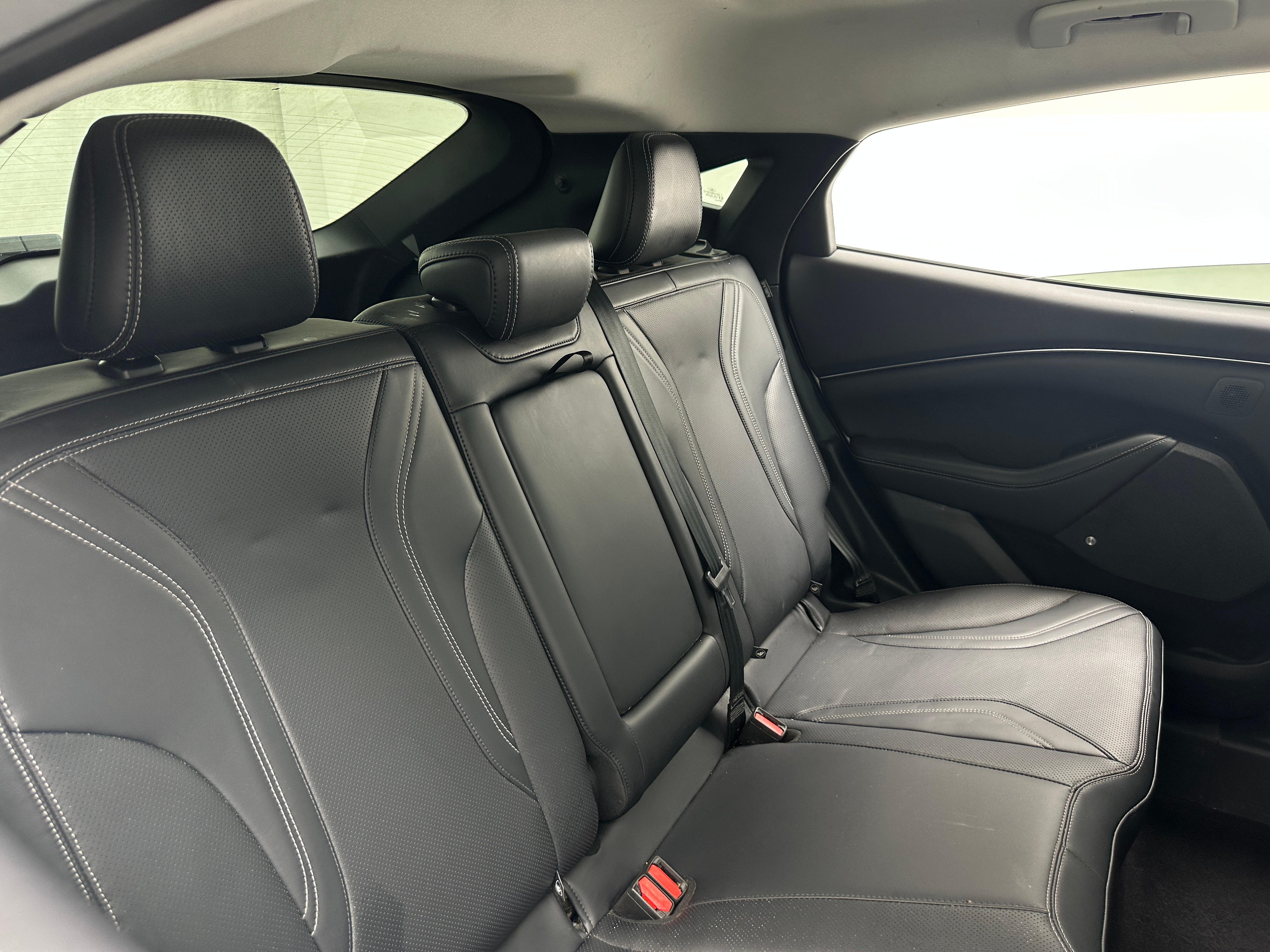 2022 Ford Mustang Mach-E Premium 6