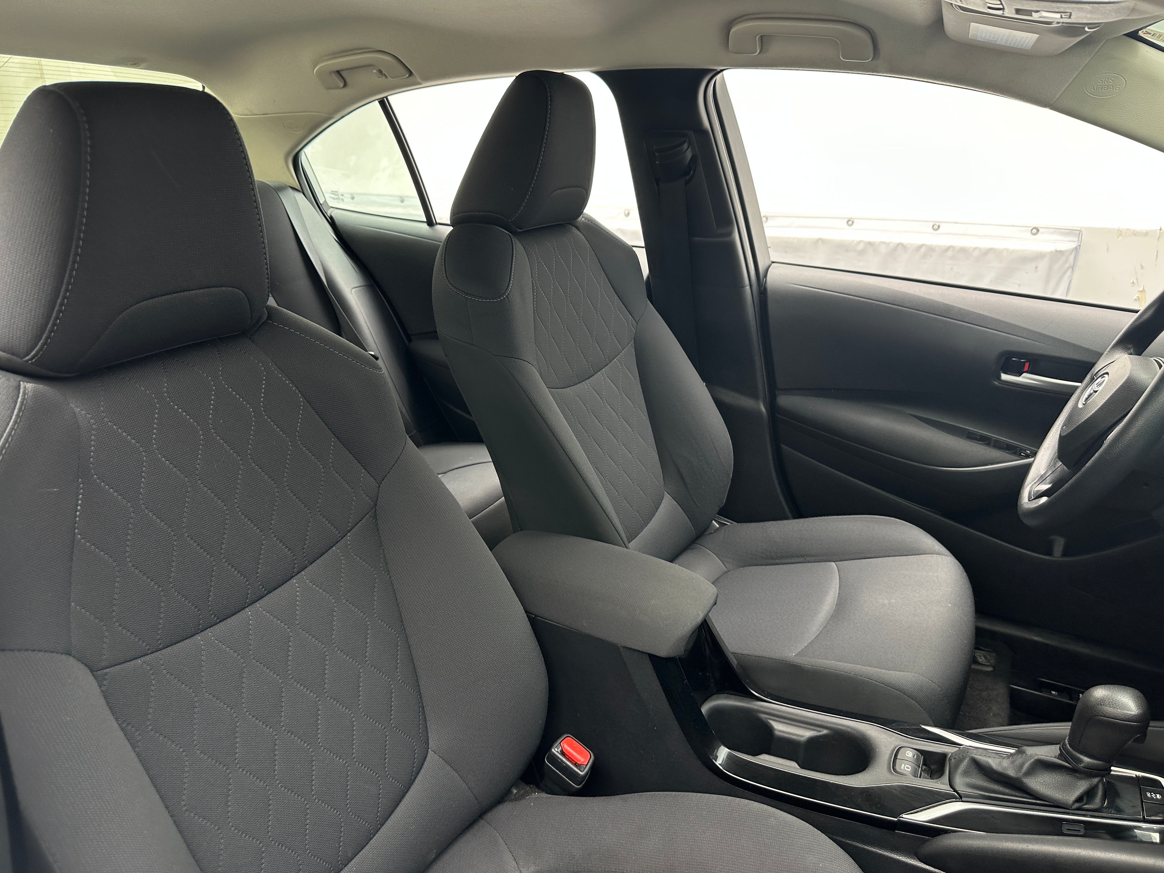 2021 Toyota Corolla LE 2