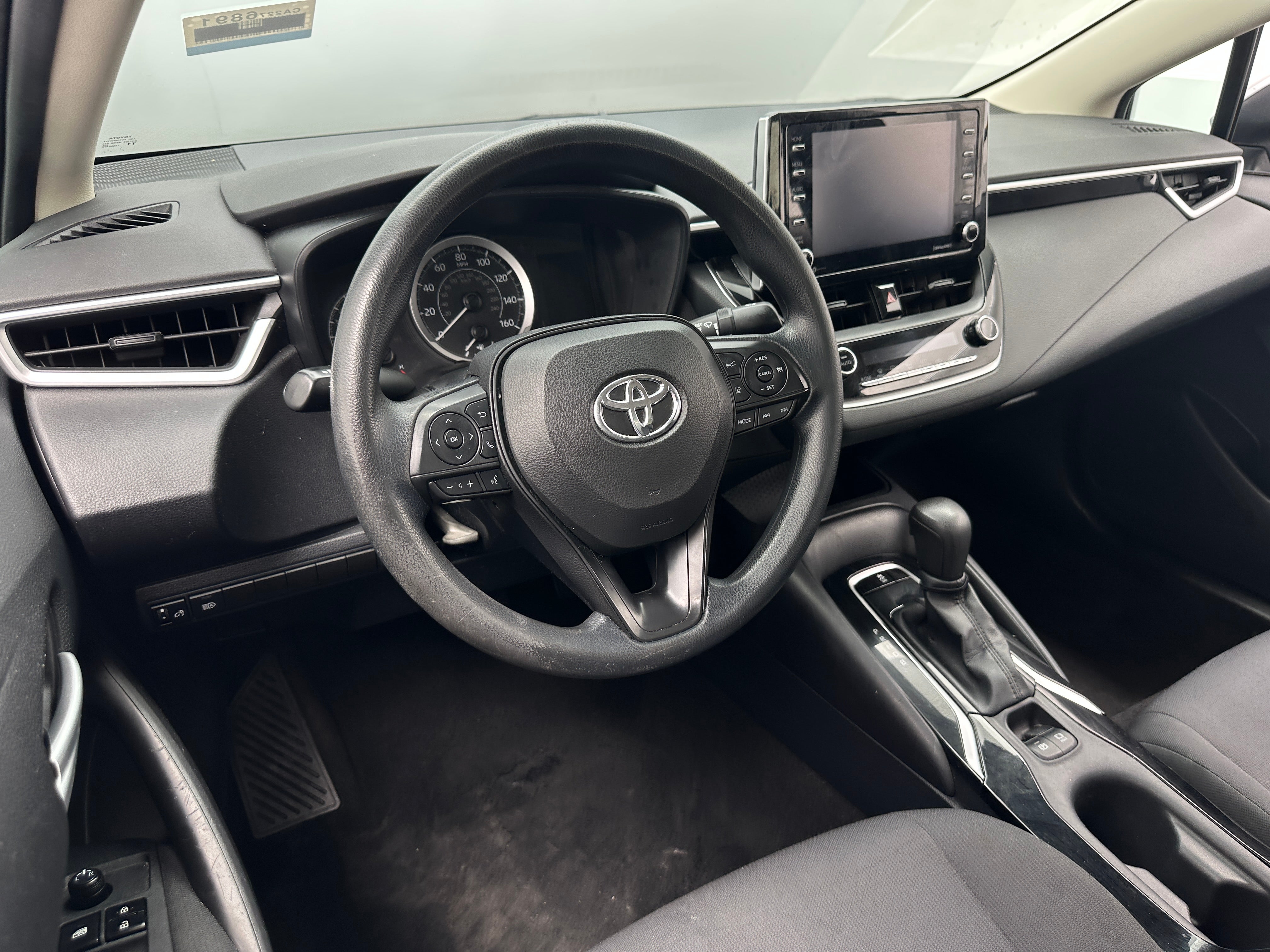 2021 Toyota Corolla LE 3