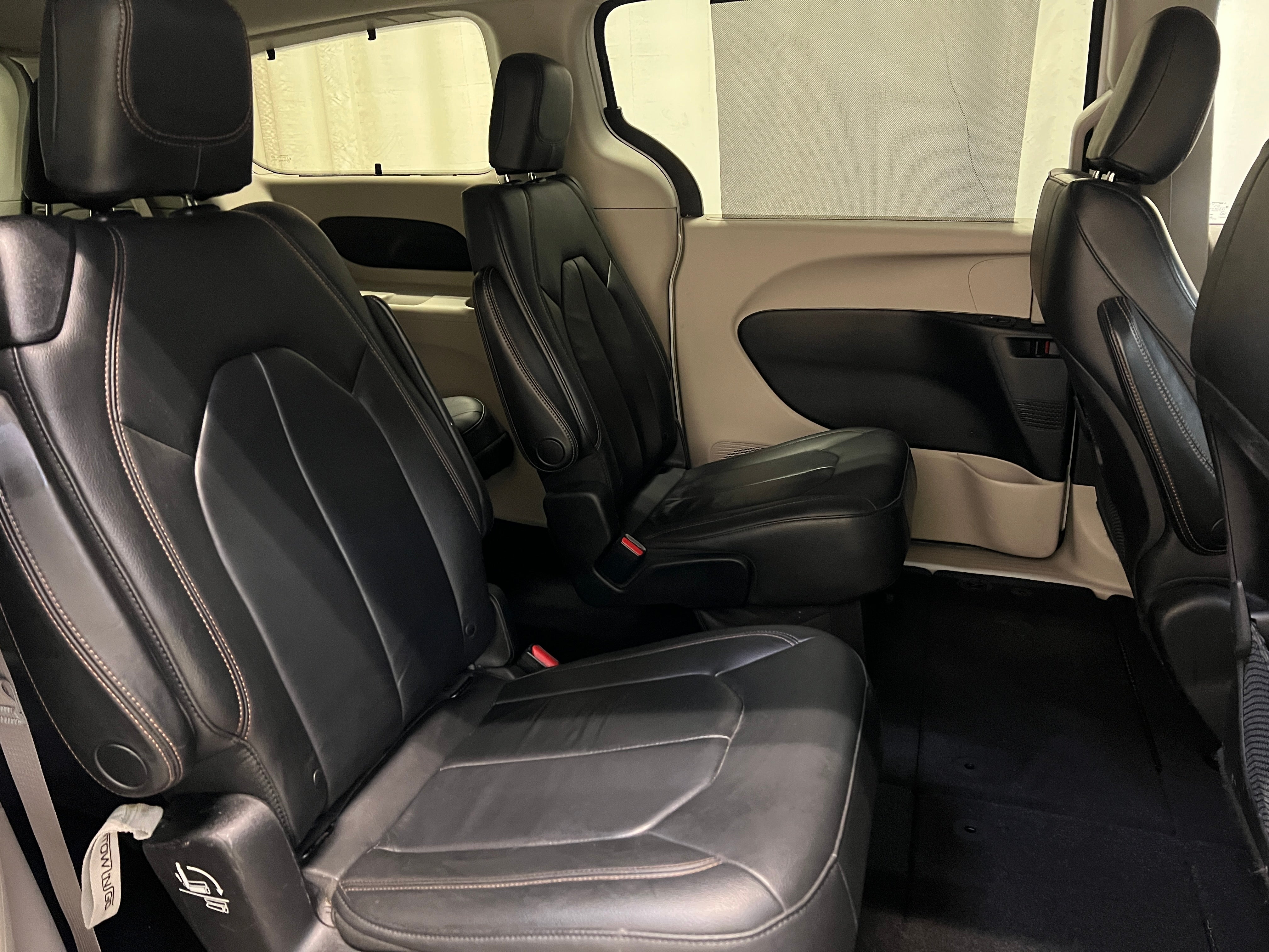 2017 Chrysler Pacifica Touring L 5