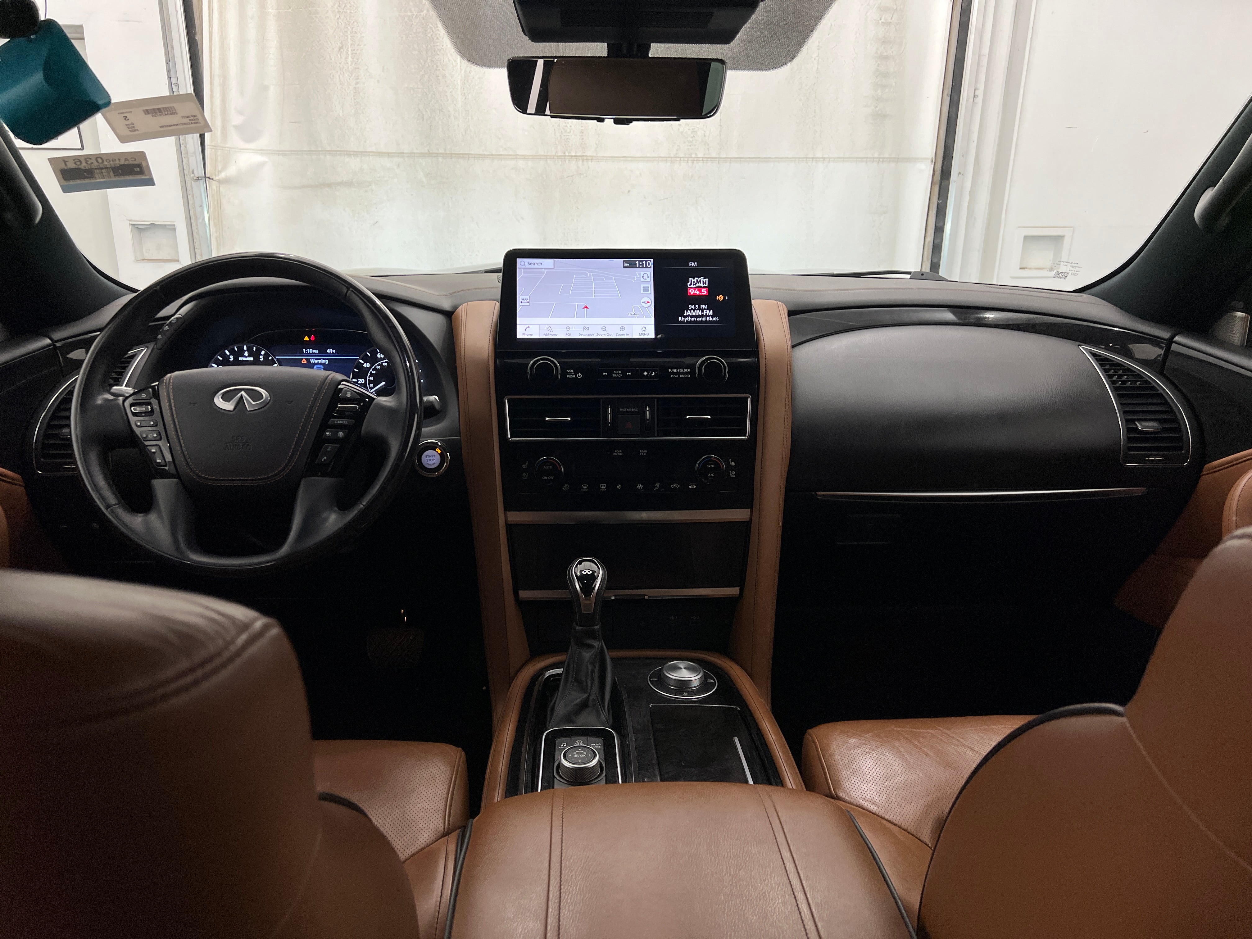 2022 INFINITI QX80 Sensory 2
