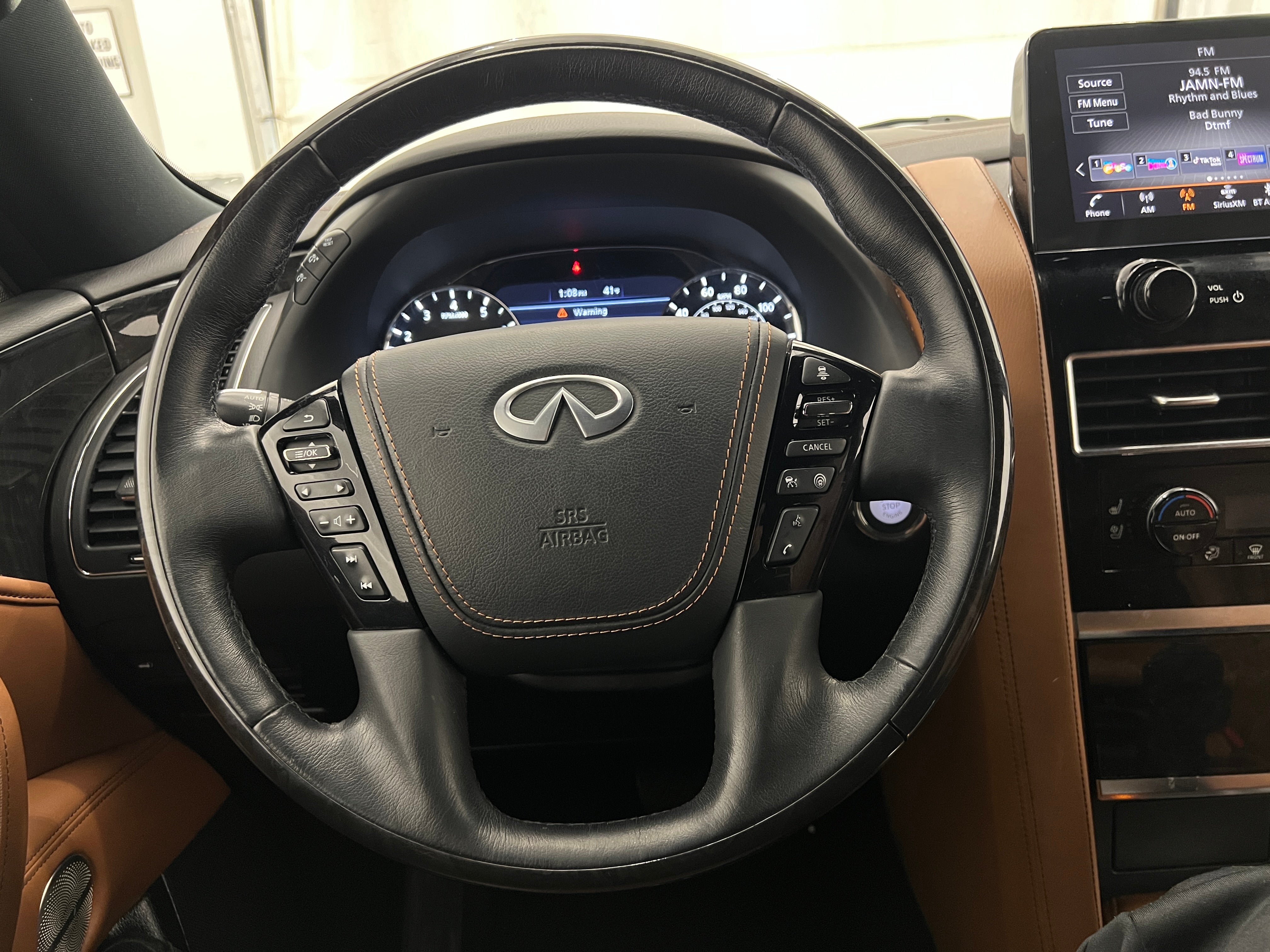 2022 INFINITI QX80 Sensory 4