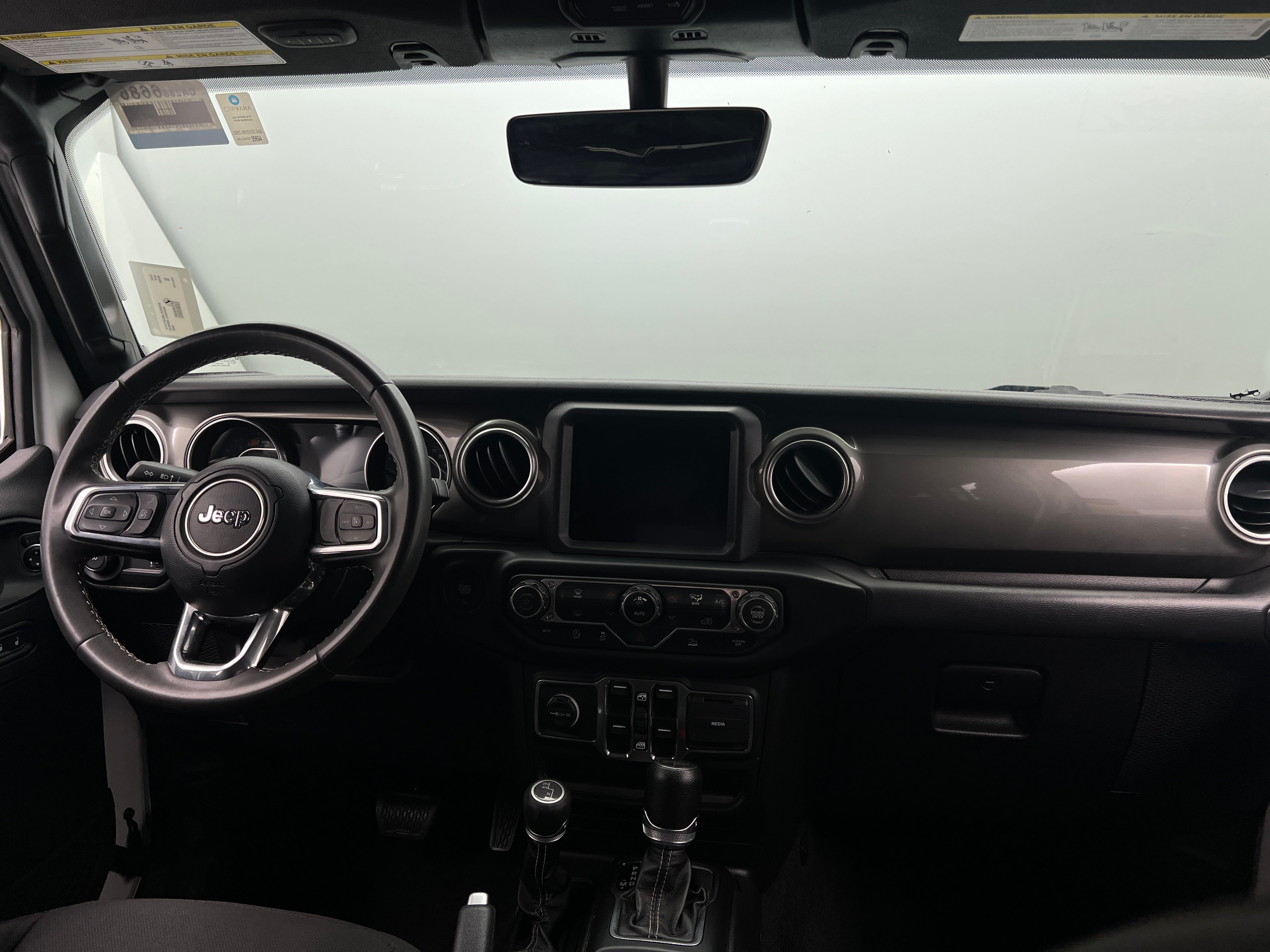 2023 Jeep Wrangler Unlimited Sahara 3