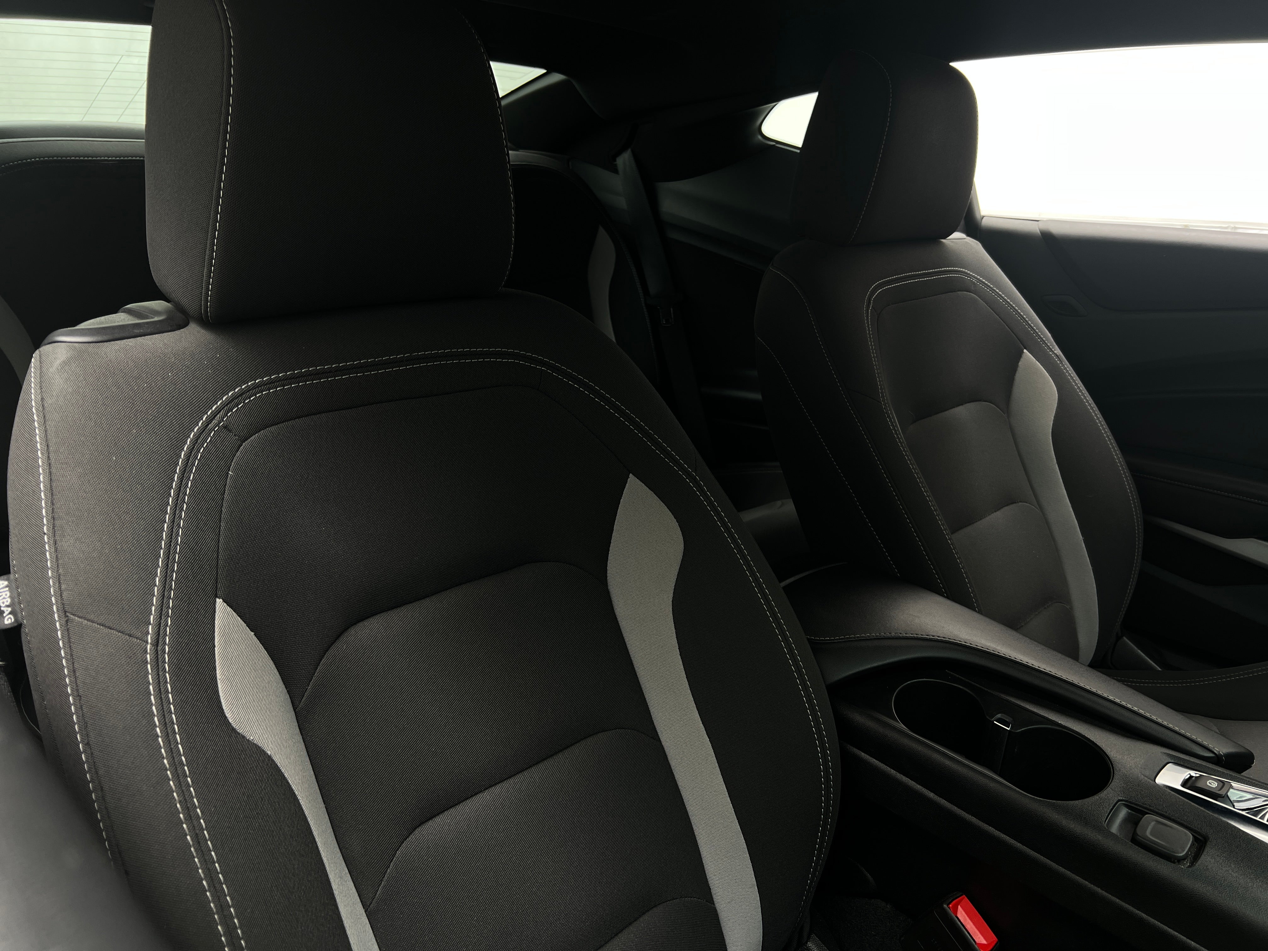 2023 Chevrolet Camaro LT 2