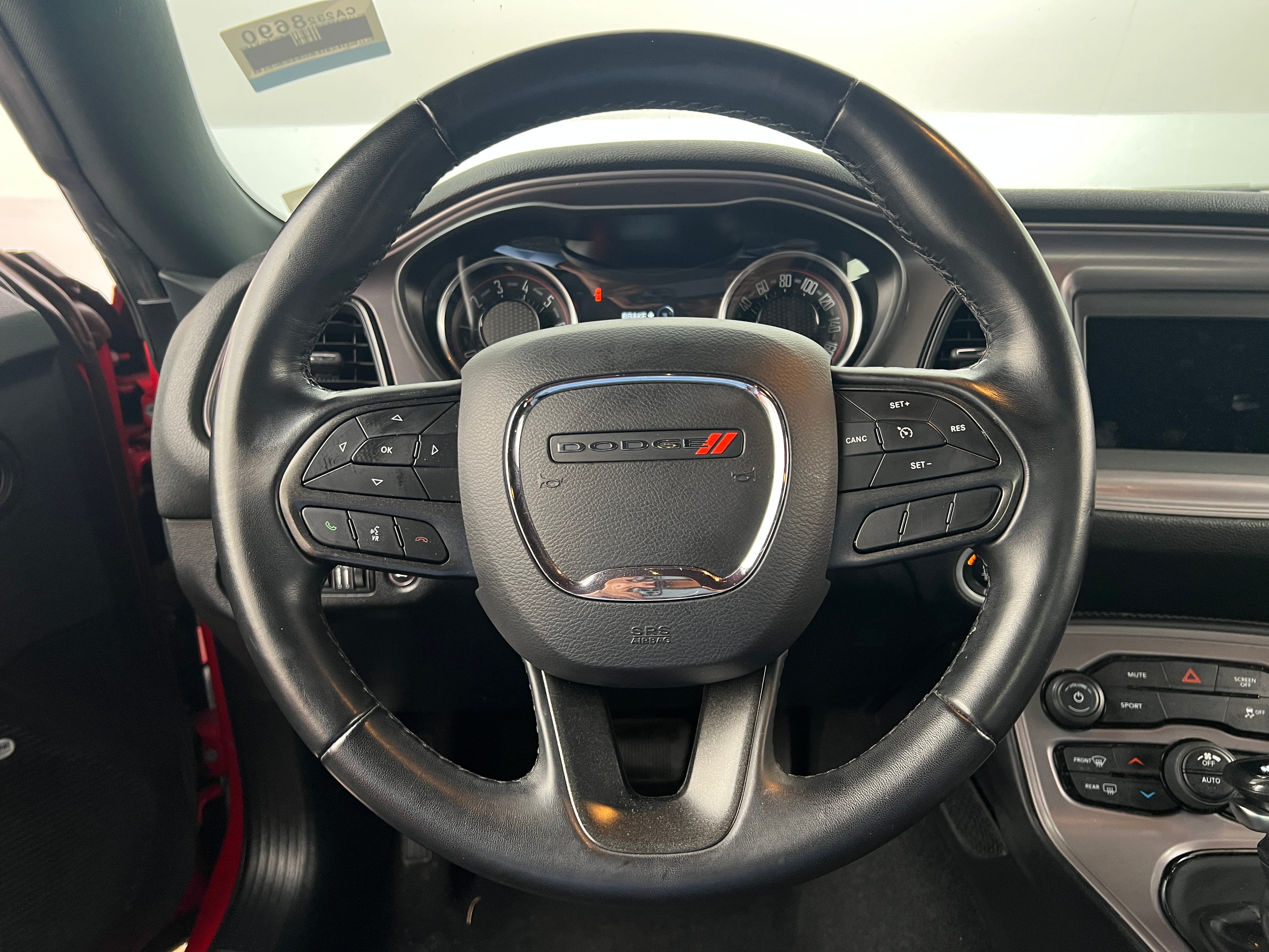 2023 Dodge Challenger SXT 4
