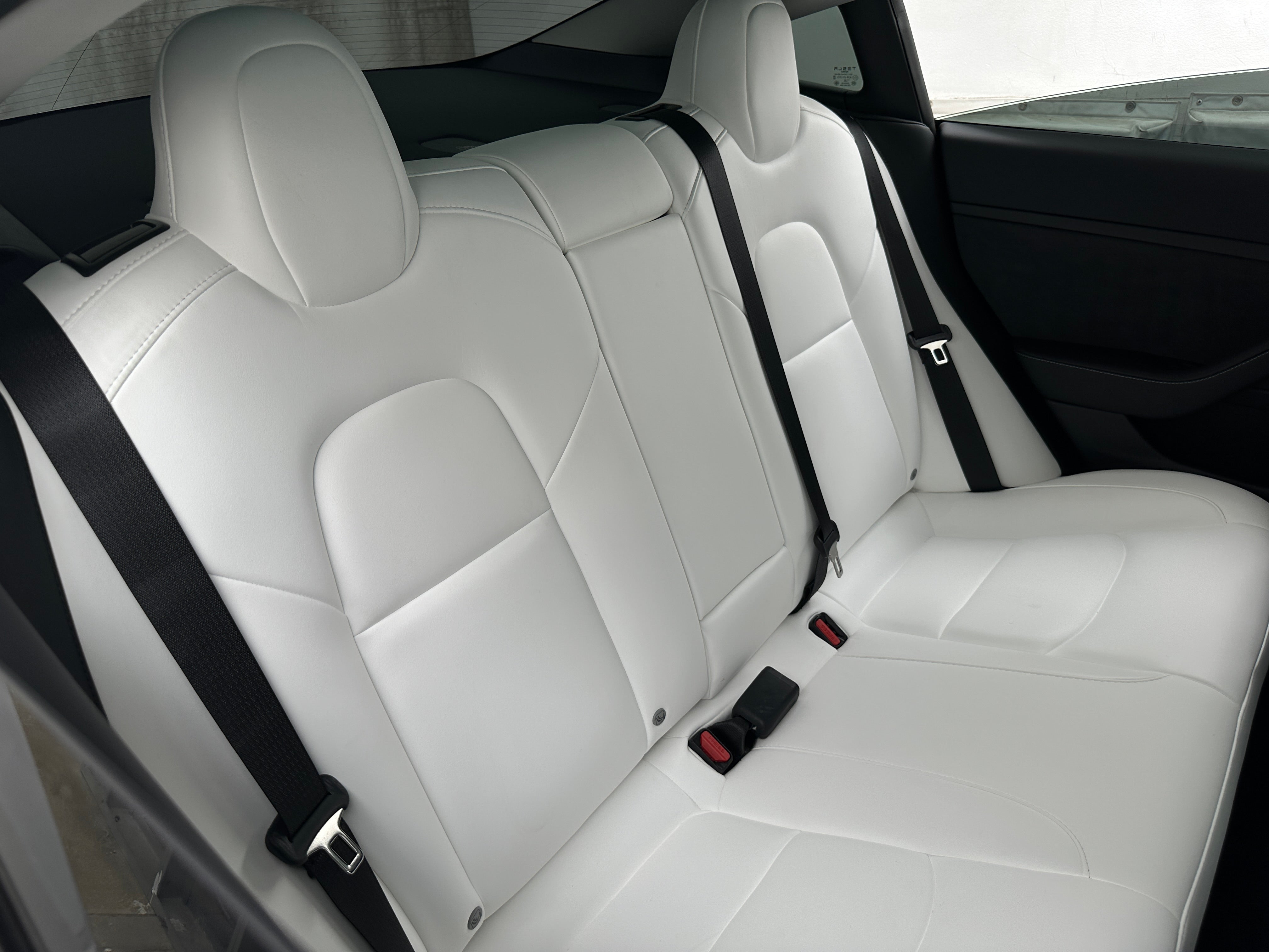 2023 Tesla Model 3 Standard Range 4