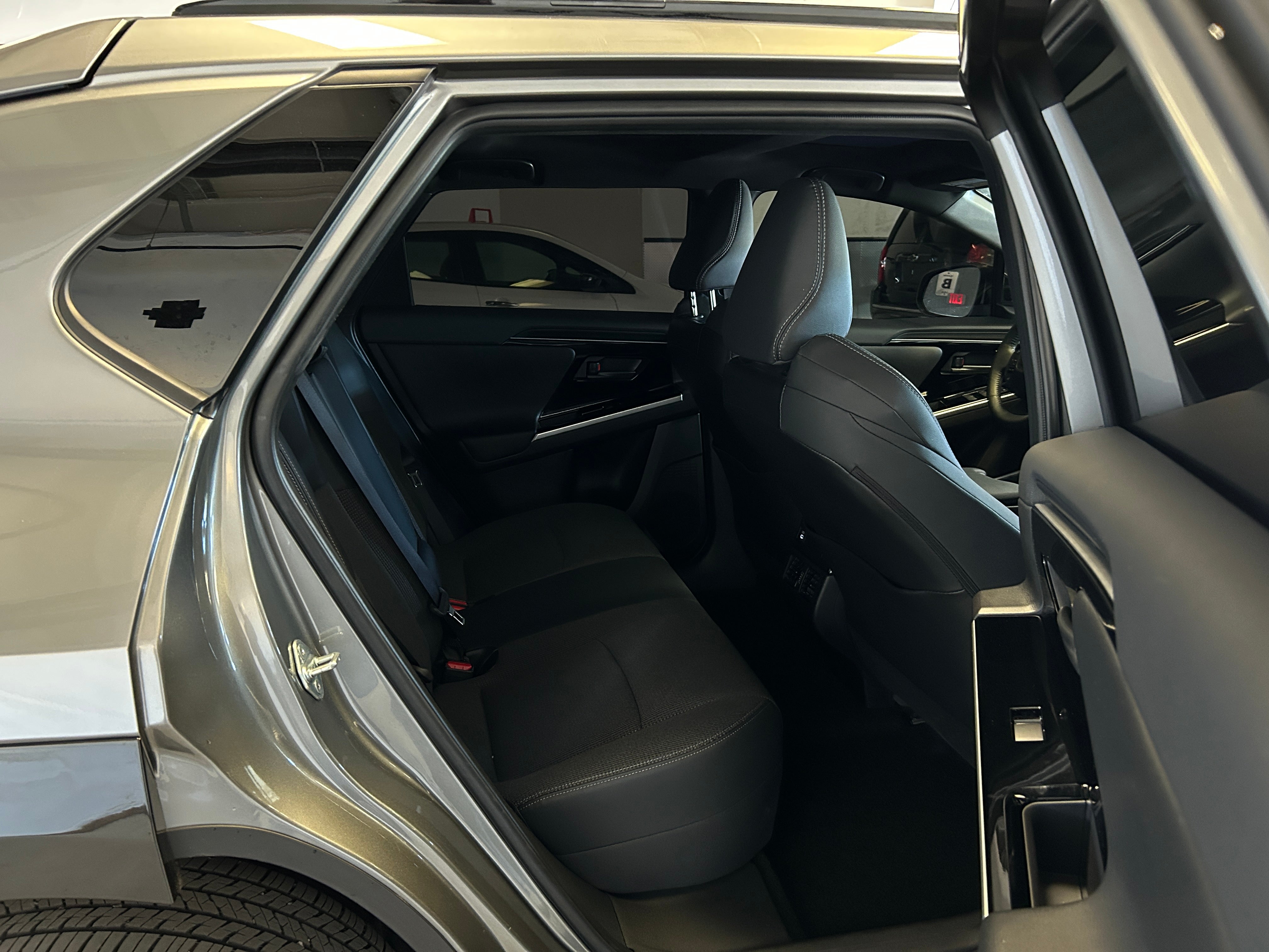 2024 Toyota bZ4X XLE 6