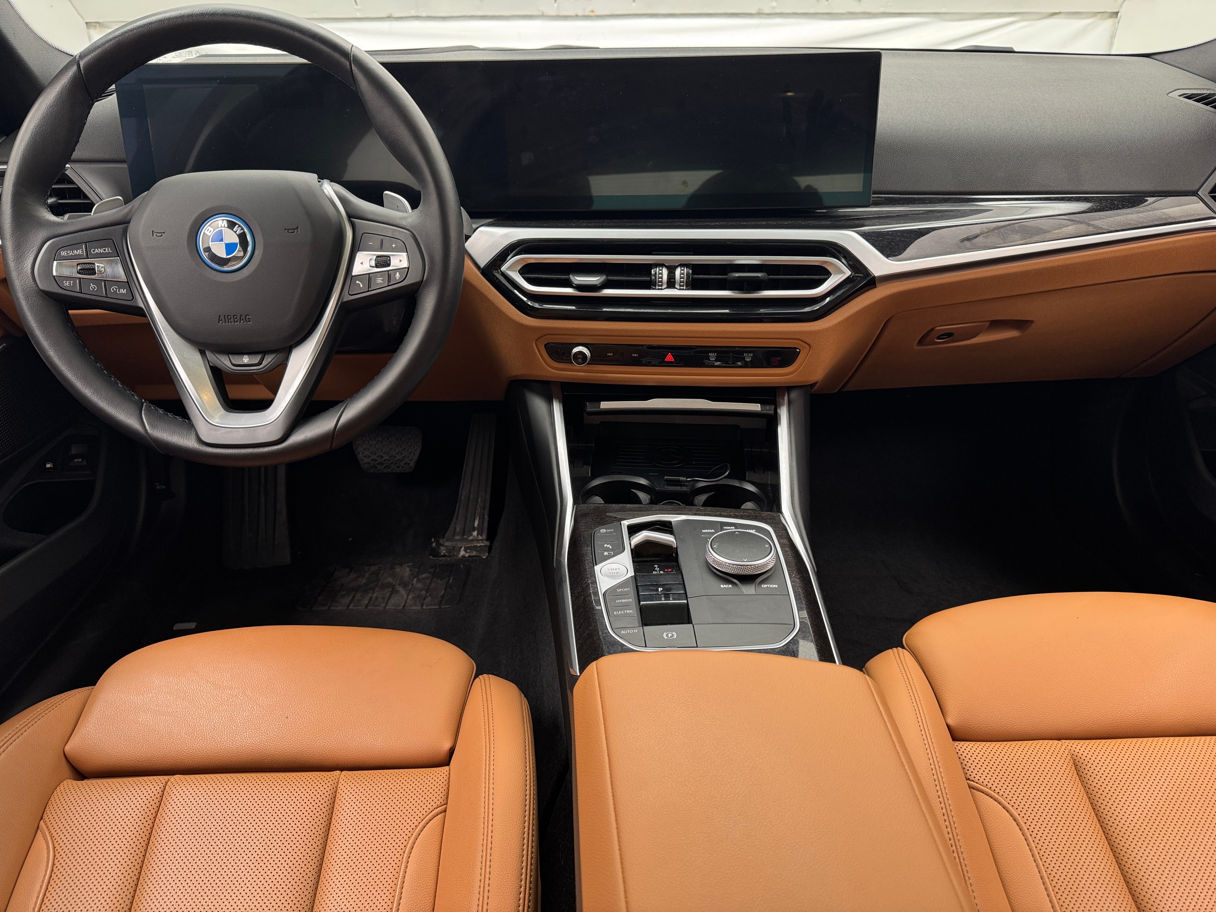 2023 BMW 3 Series 330e xDrive 2