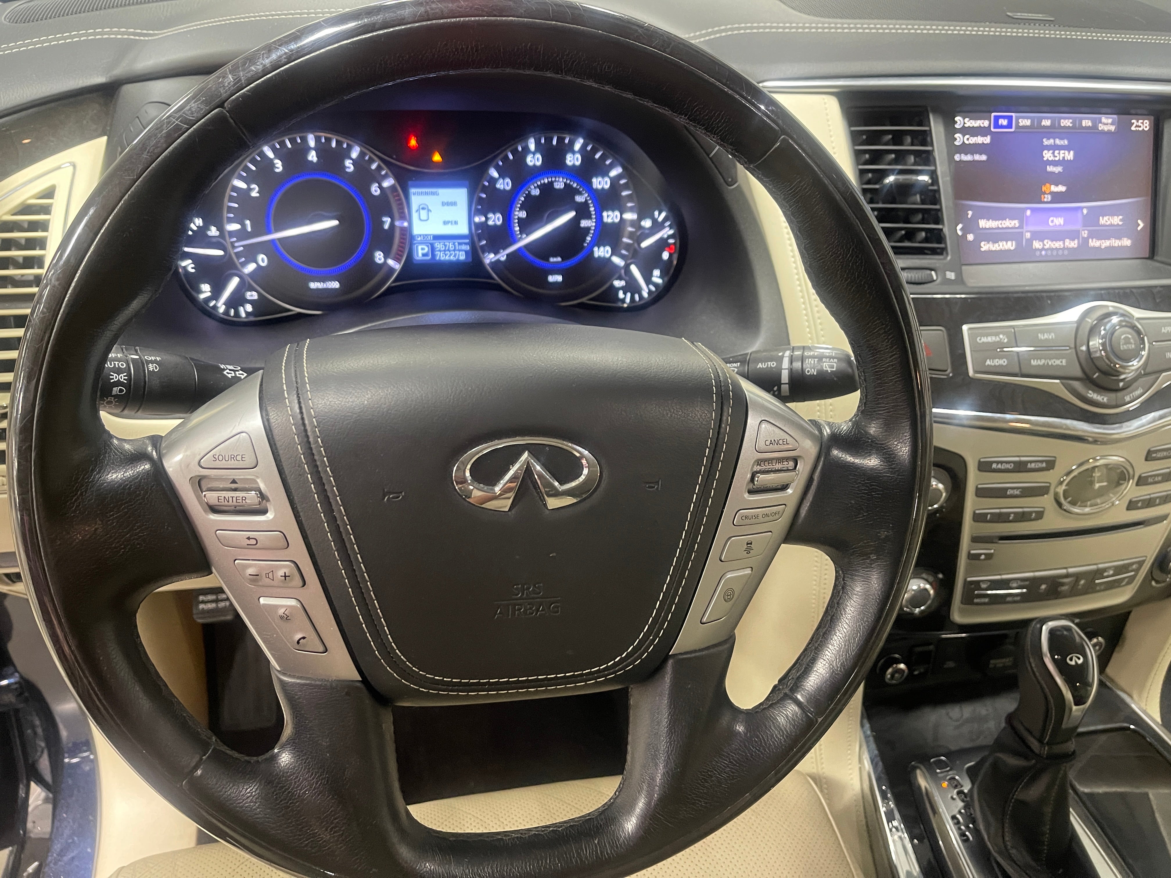2019 INFINITI QX80 Luxe 4