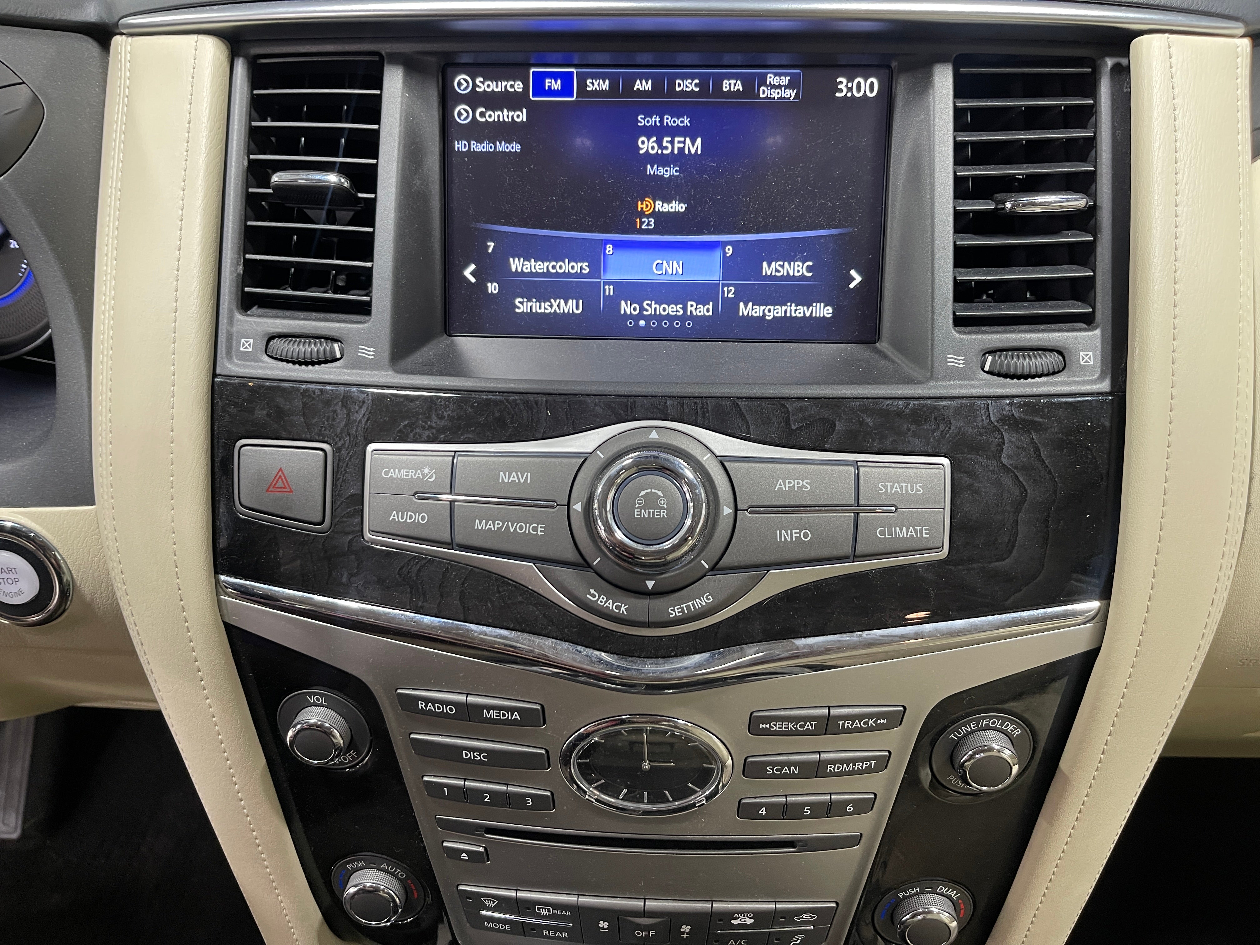 2019 INFINITI QX80 Luxe 3