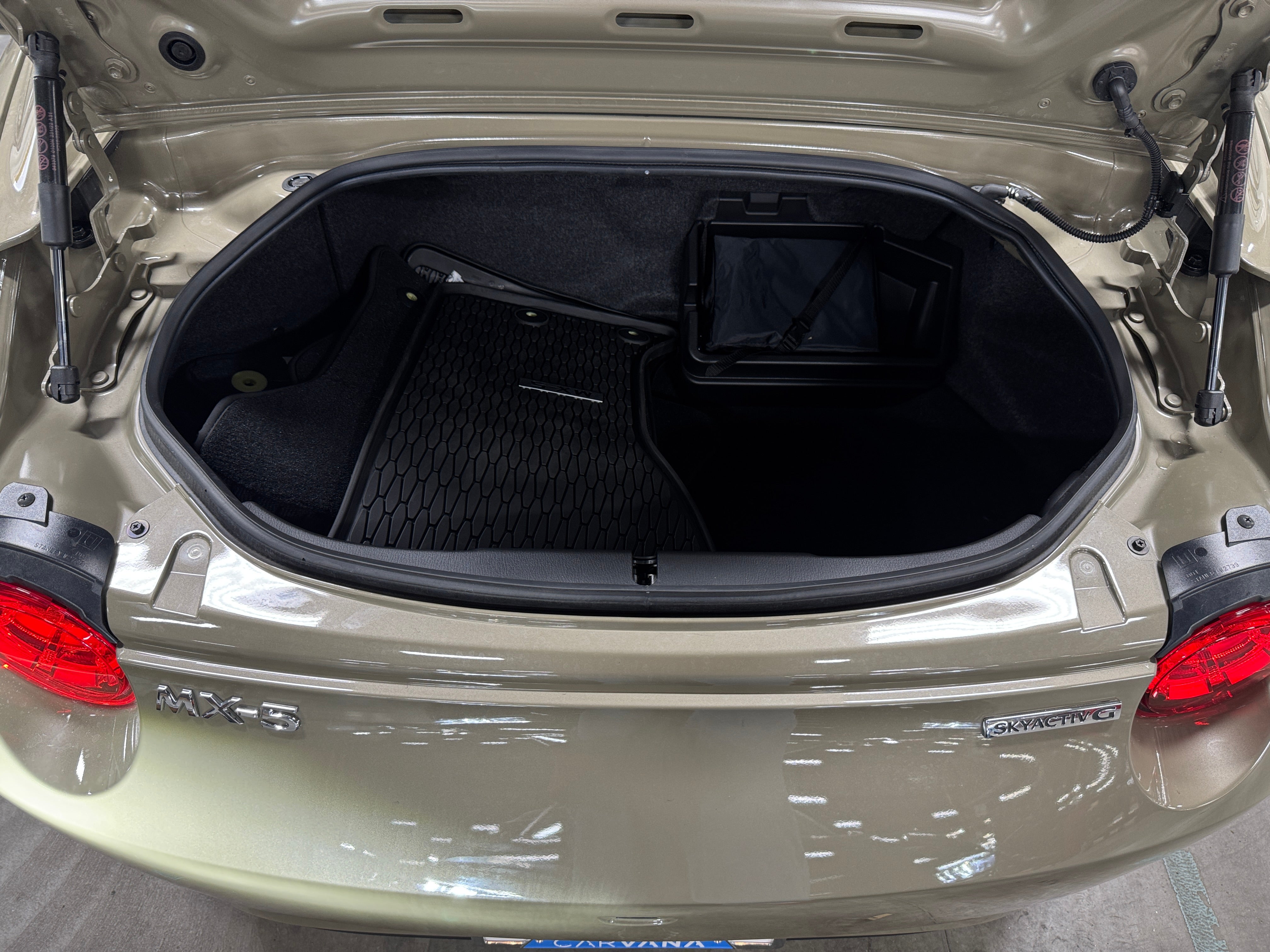 2023 Mazda MX-5 Miata Grand Touring 6