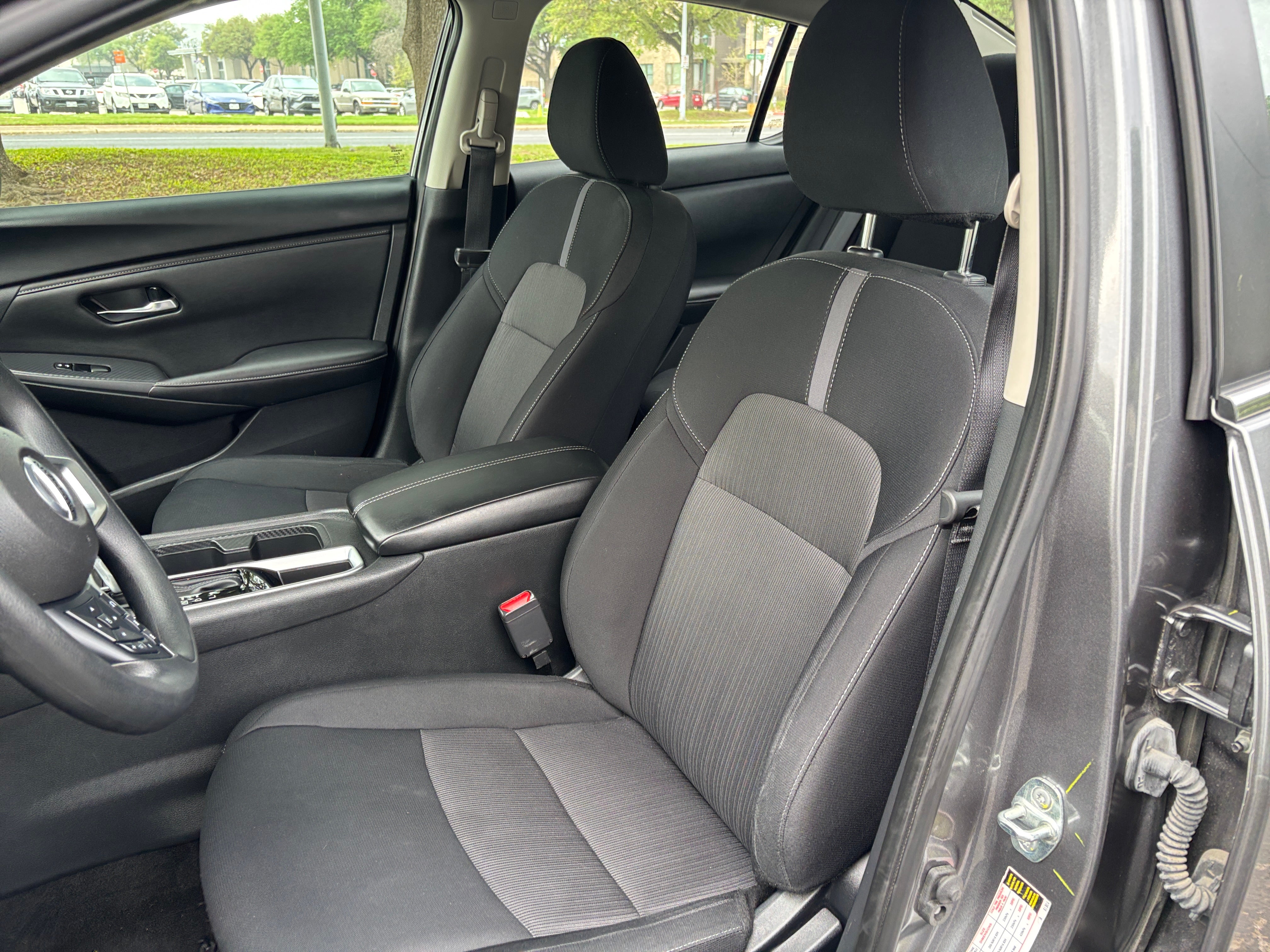 2023 Nissan Sentra SV 2