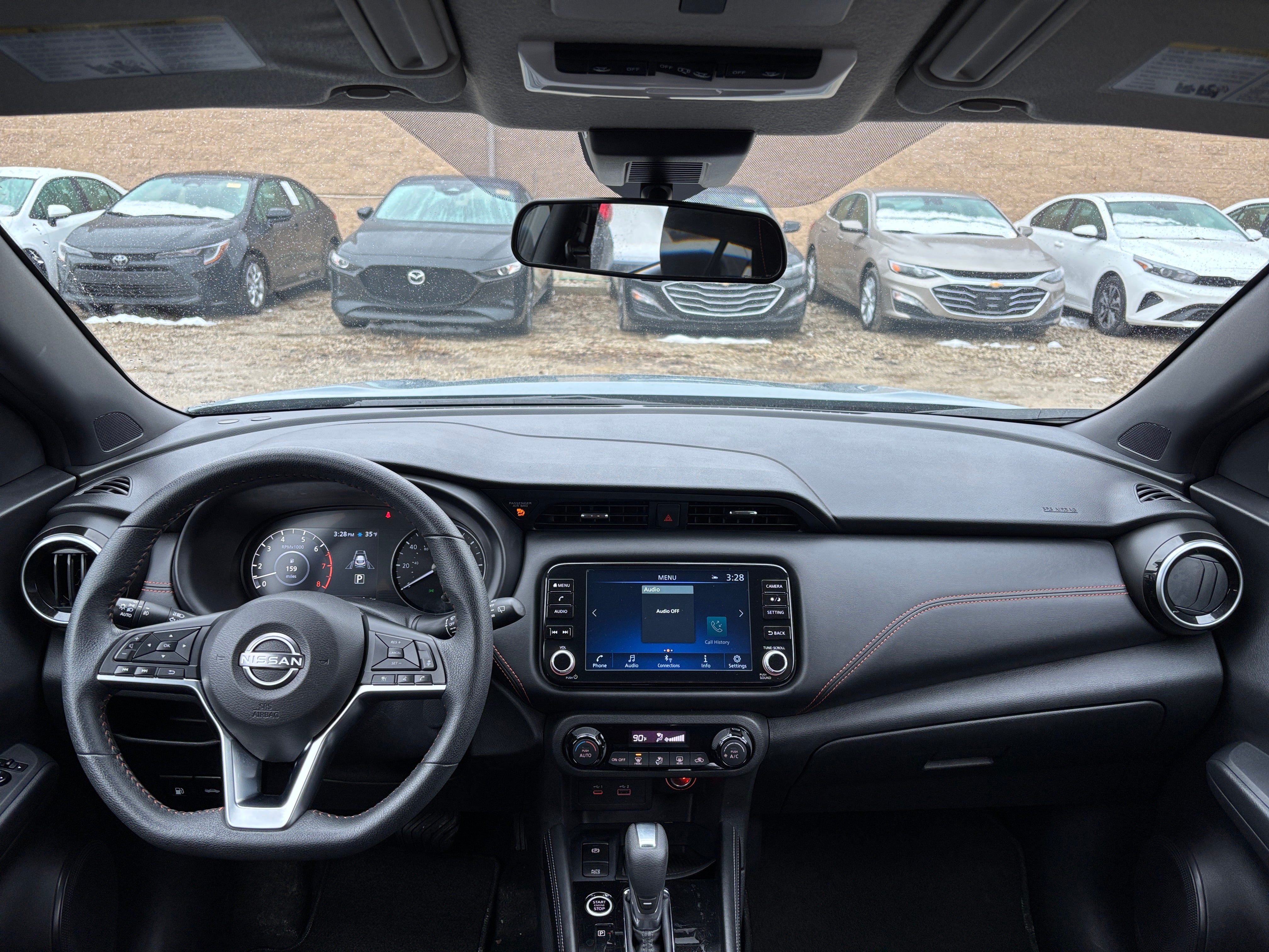 2024 Nissan Kicks SR 3