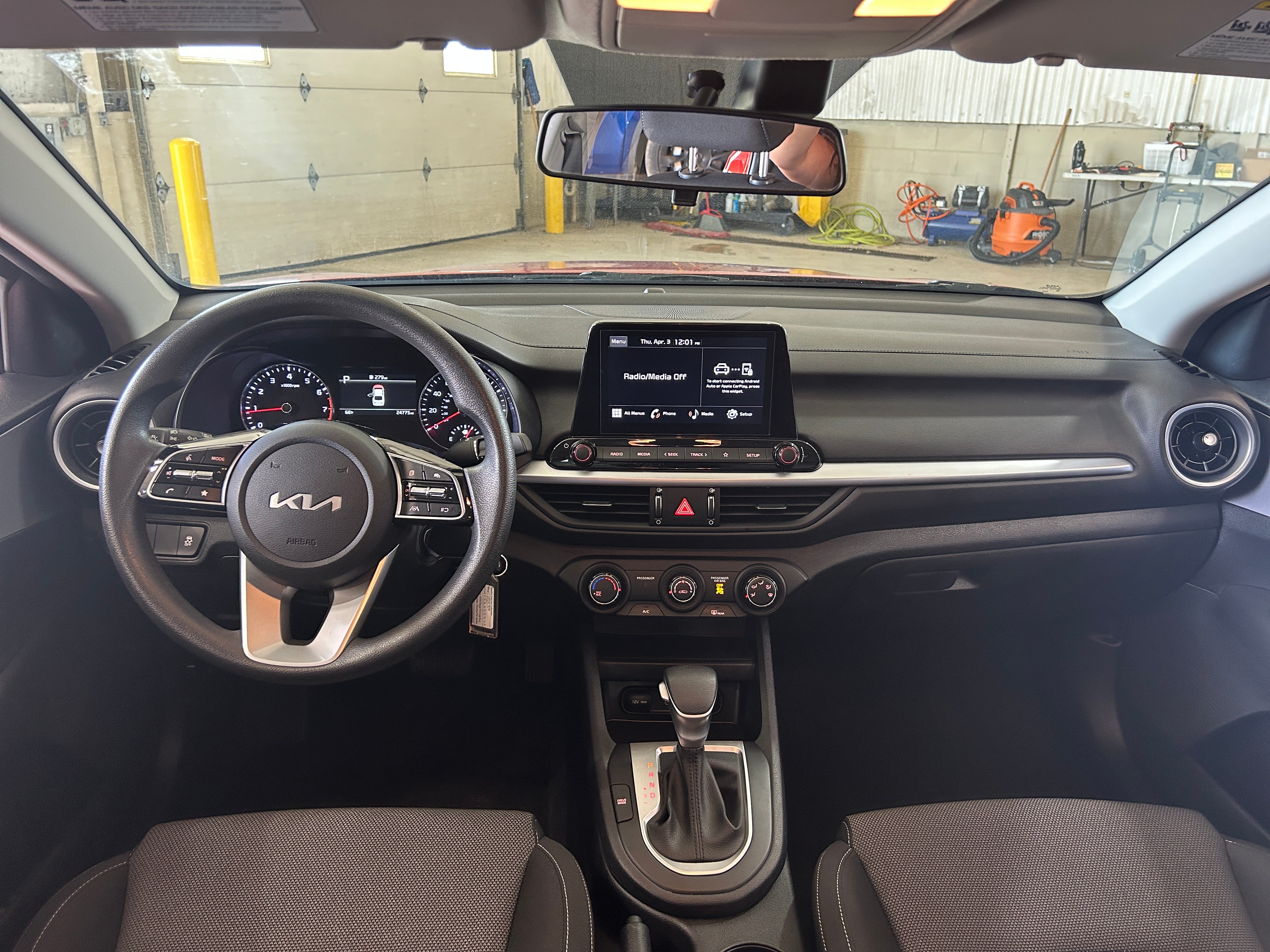 2024 Kia Forte LXS 3