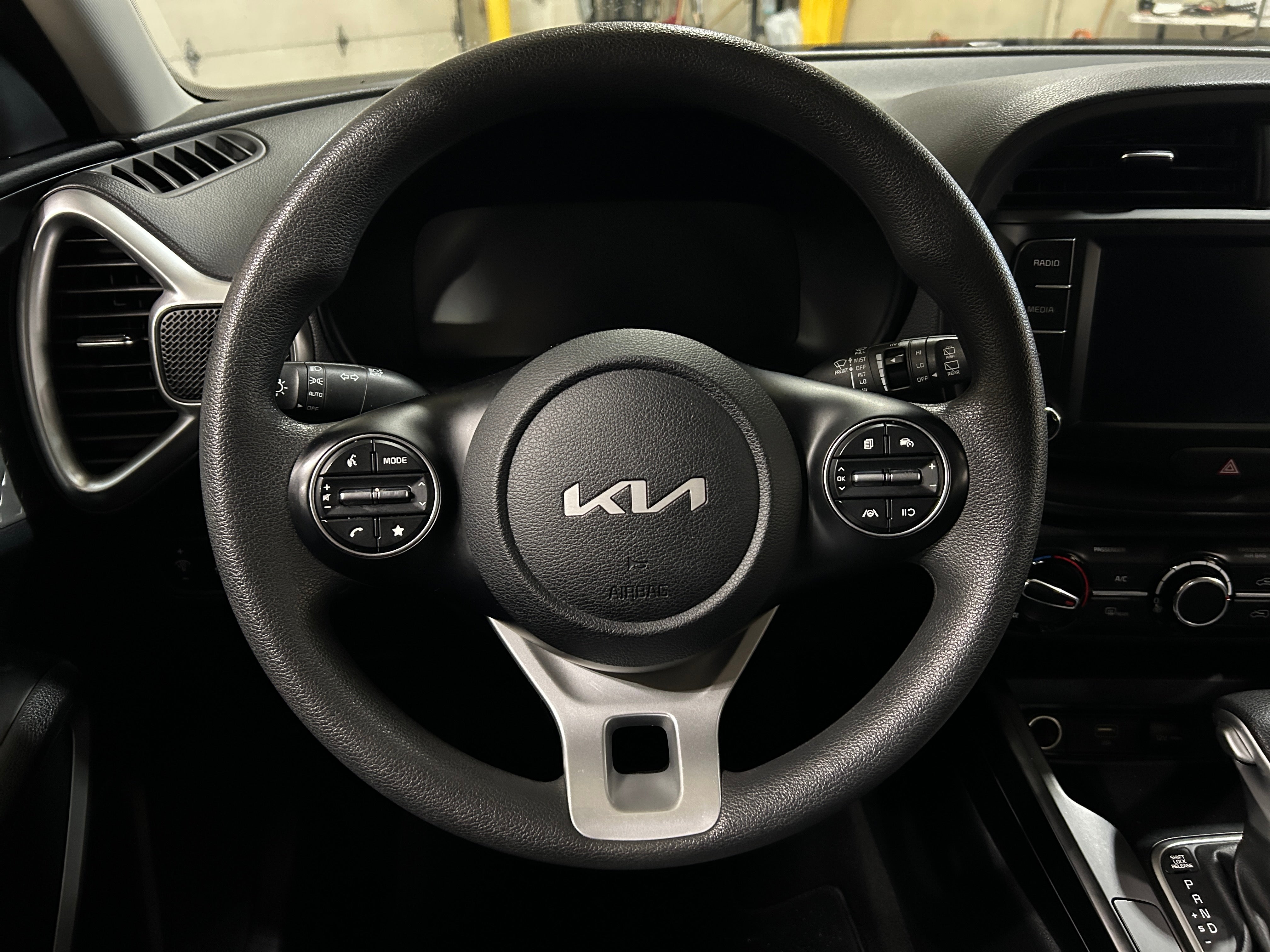 2023 Kia Soul LX 5