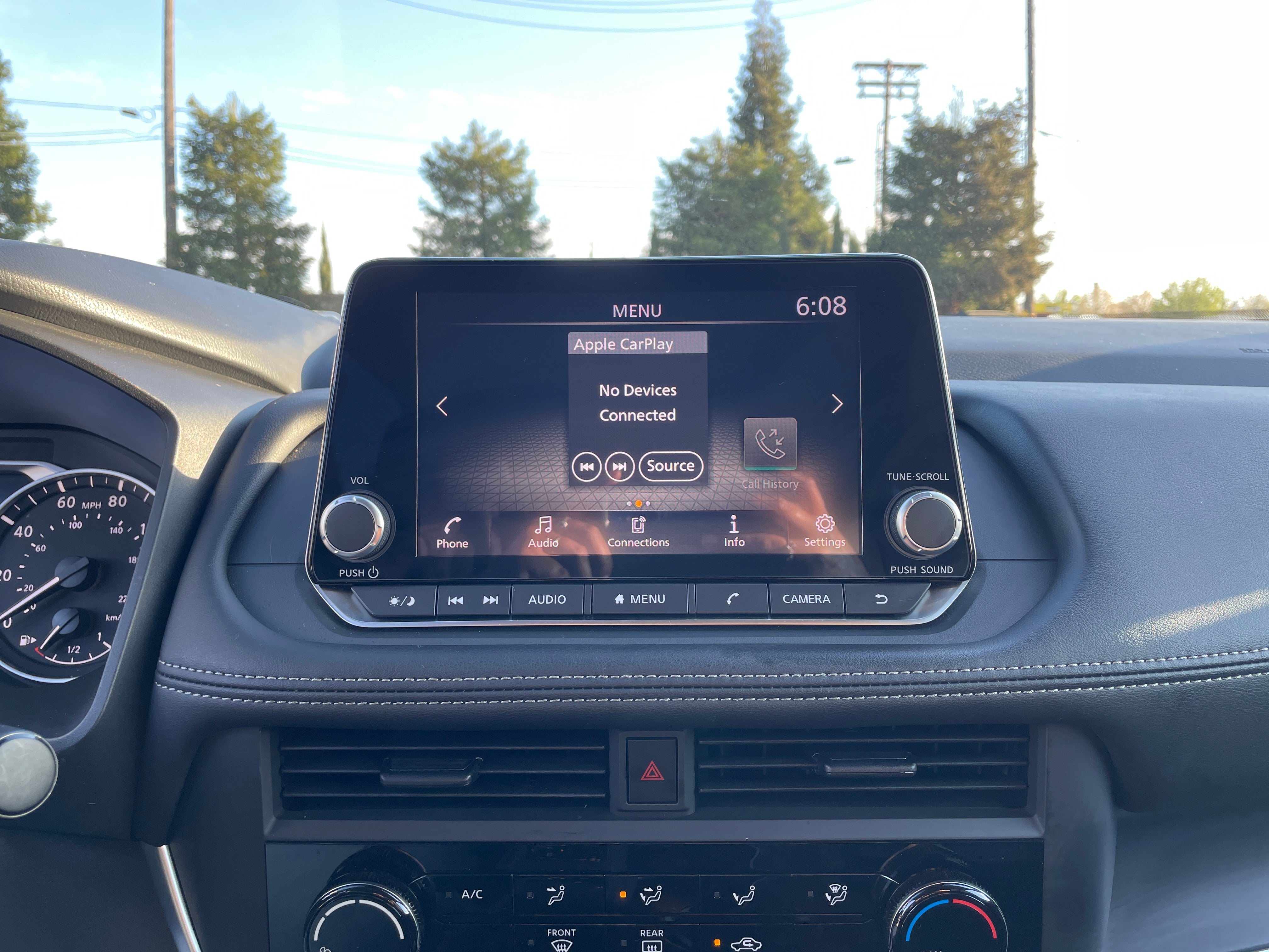 2024 Nissan Rogue S 4