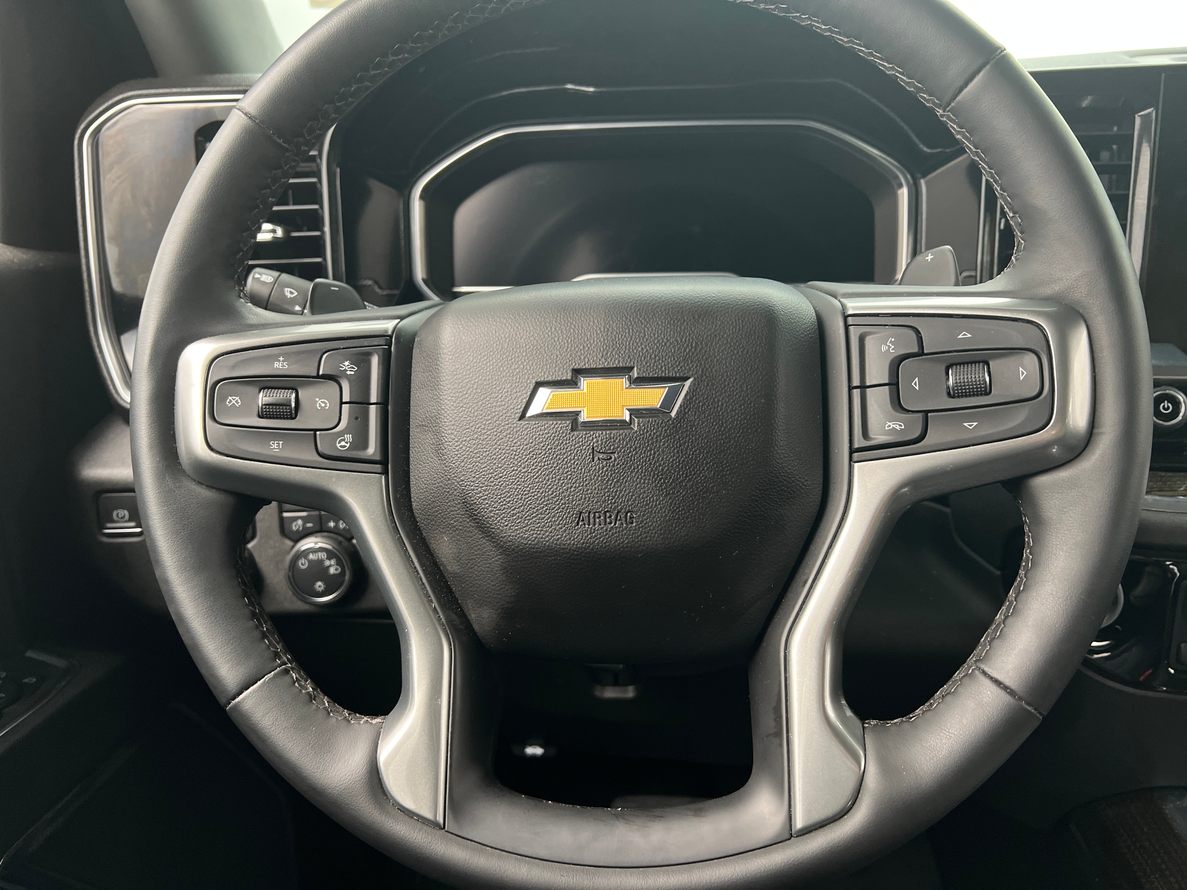 2024 Chevrolet Silverado 1500 LT 5